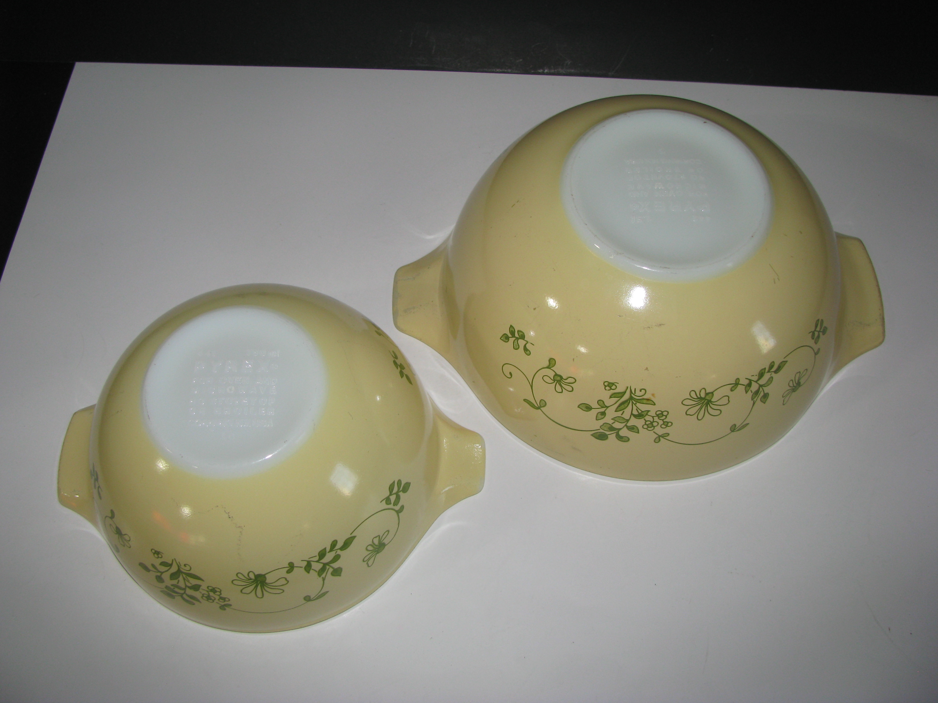 Vintage Pyrex Shenandoah 441,442 Cinderella Bowls