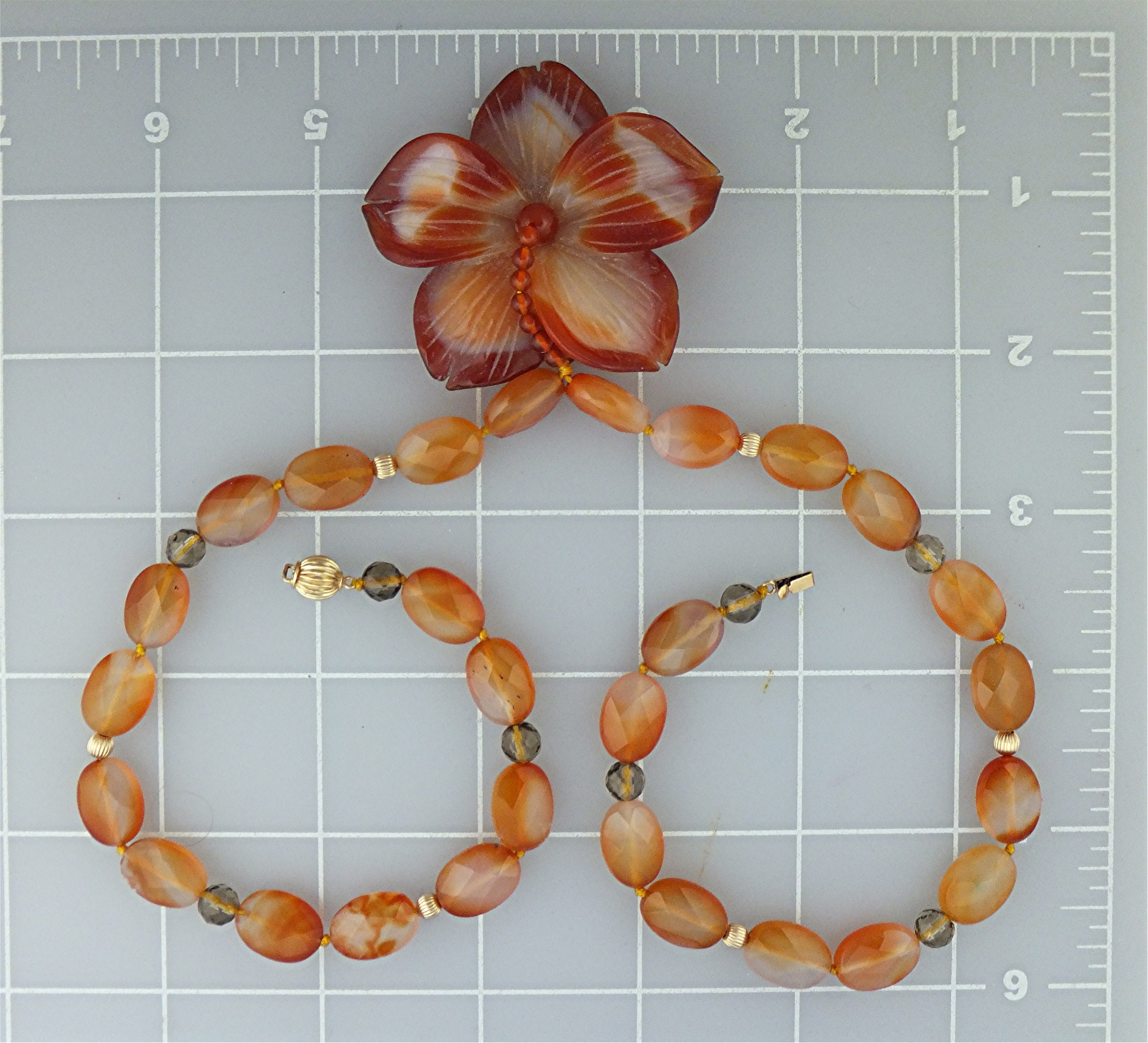 Necklace 14K Carnelian Crystal Beads Flower Pendant