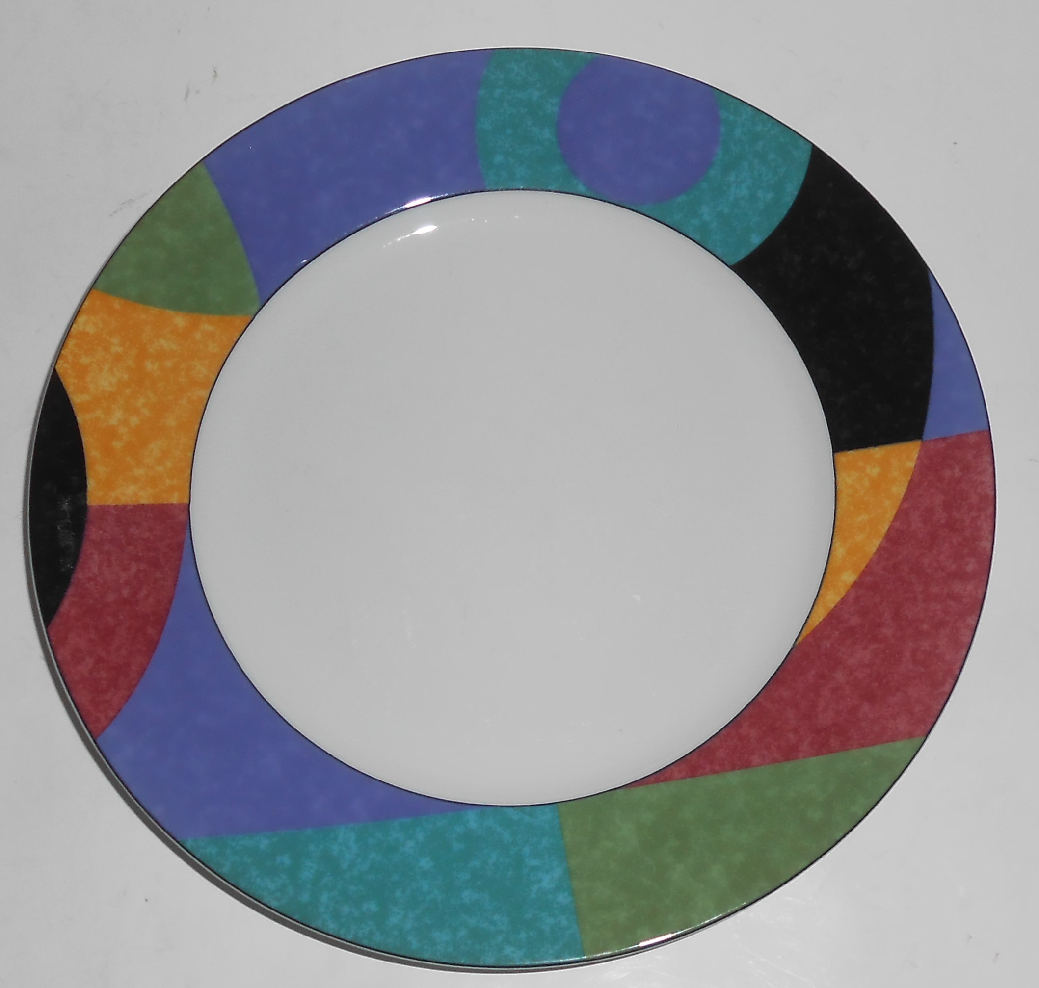 Mikasa Fine China M5101 Currents Salad Plate