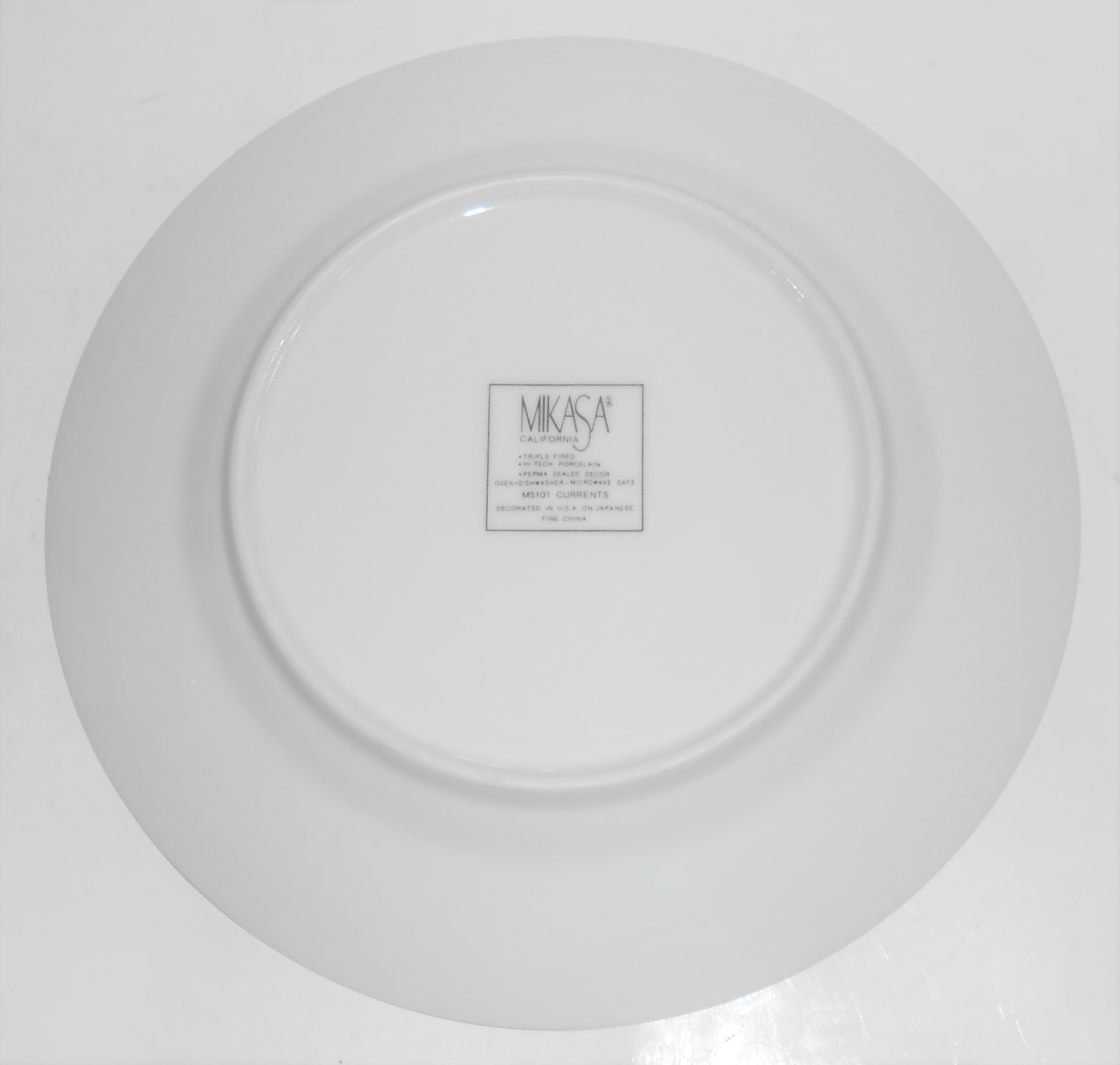 Mikasa Fine China M5101 Currents Salad Plate