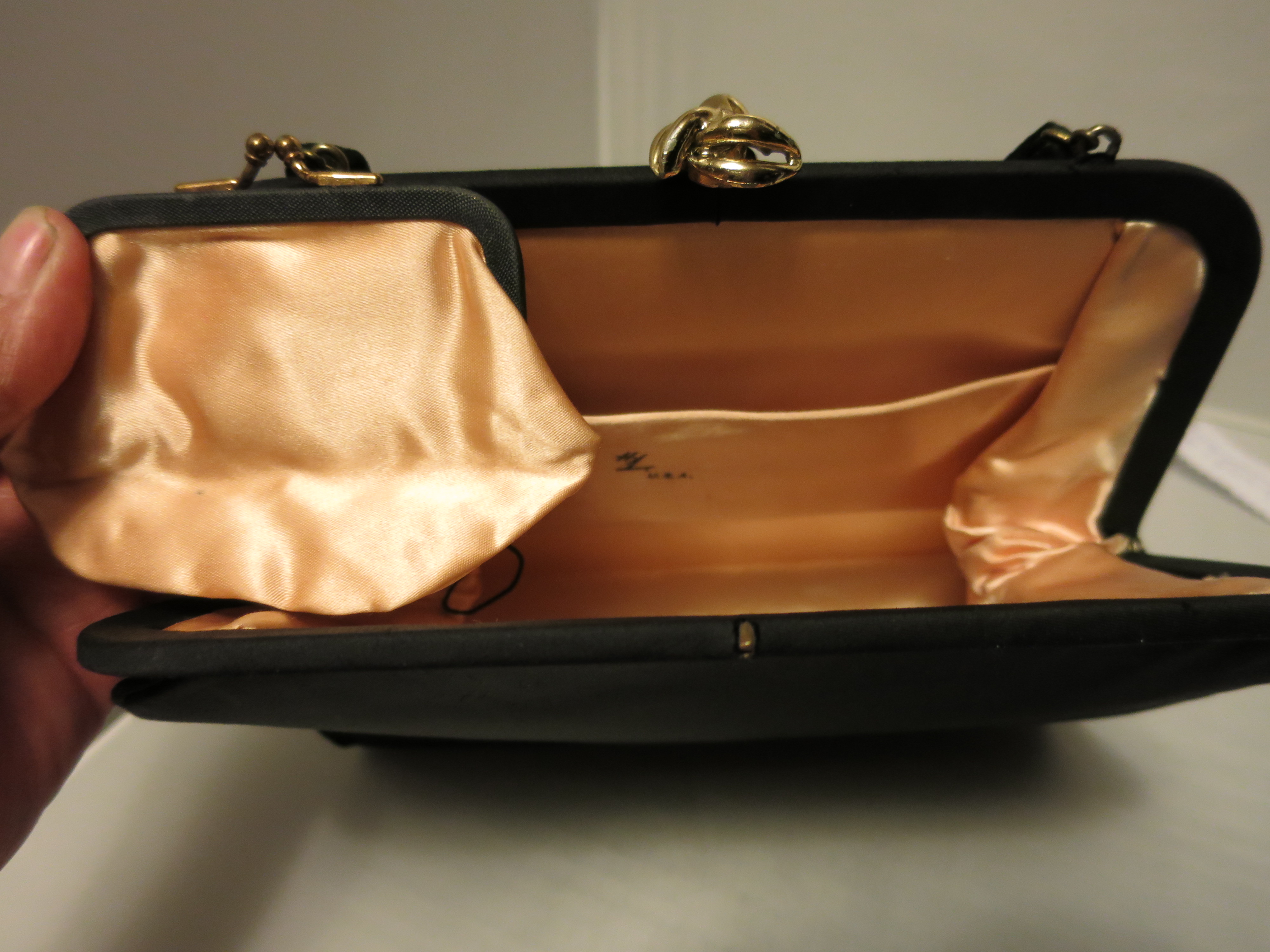 Vintage H L USA Harry Levine Black Purse Change Purse