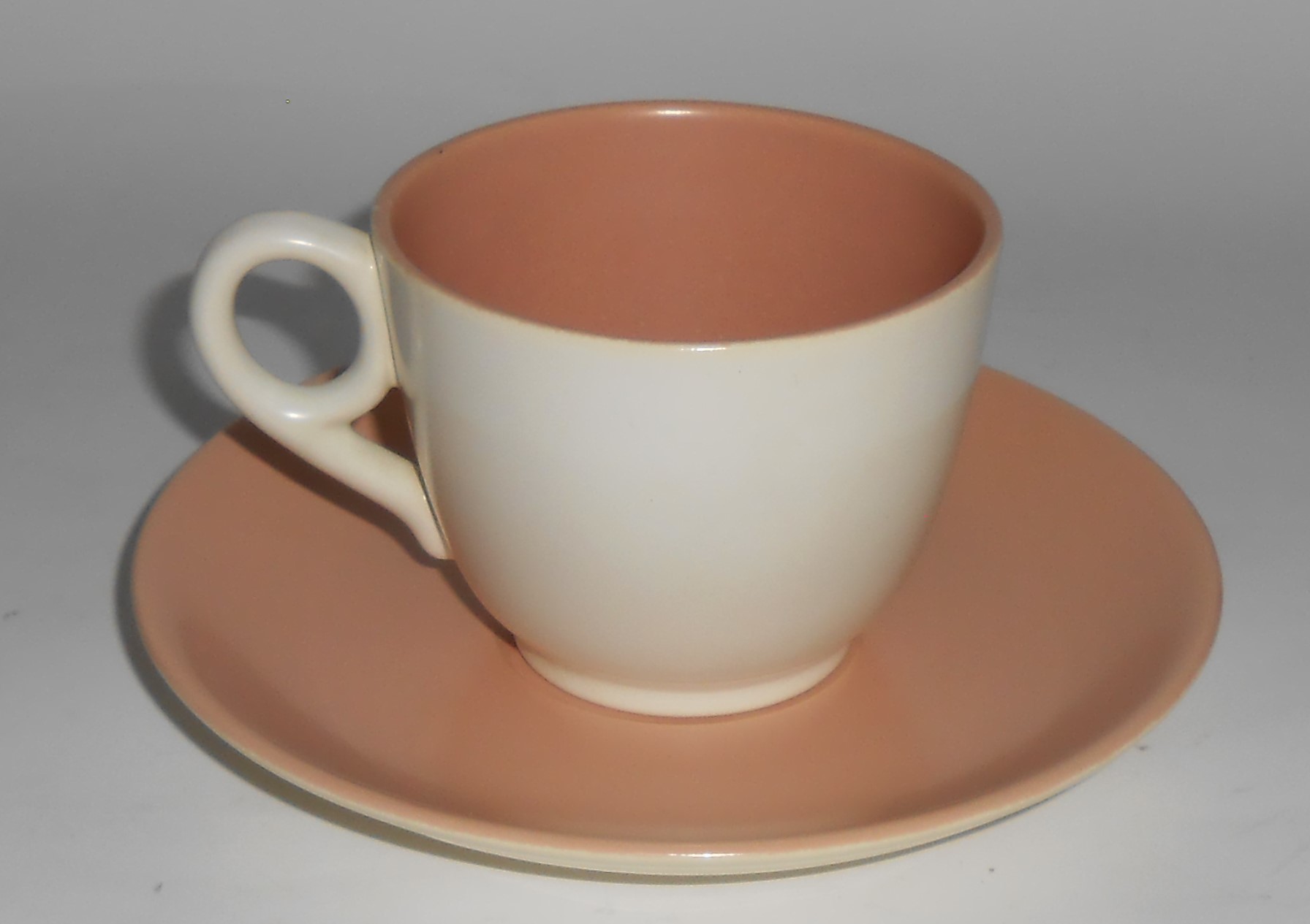 Franciscan Pottery Catalina Rancho Duotone Coral/Ivory