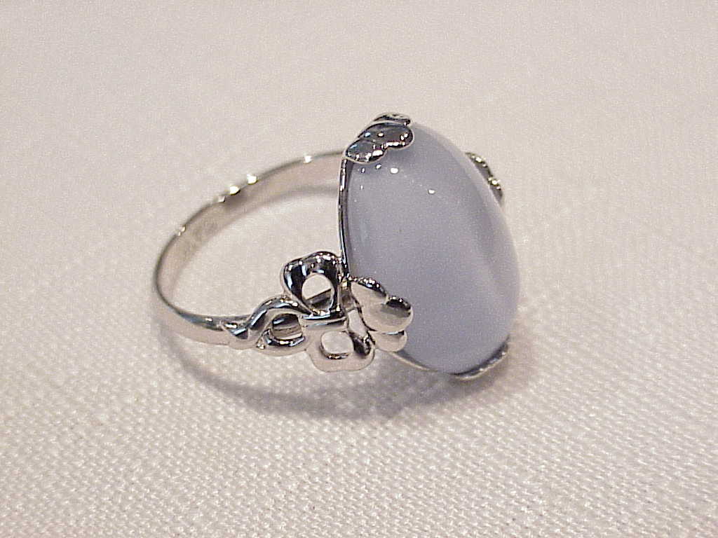 Avon Faux Blue Moonstone Set In Silver Tone Ring