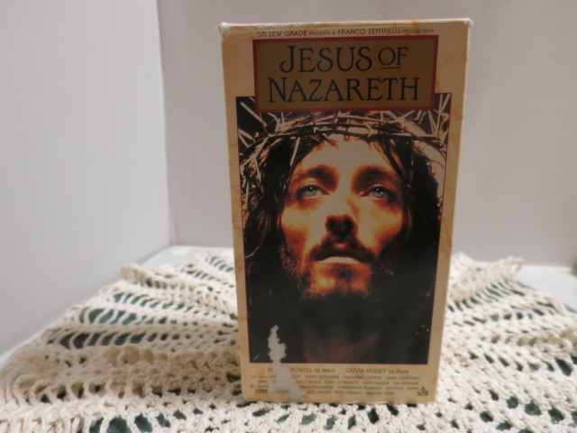 Jesus of Nazareth VHS hi fi Stereo 48988 1992 3 tape set.