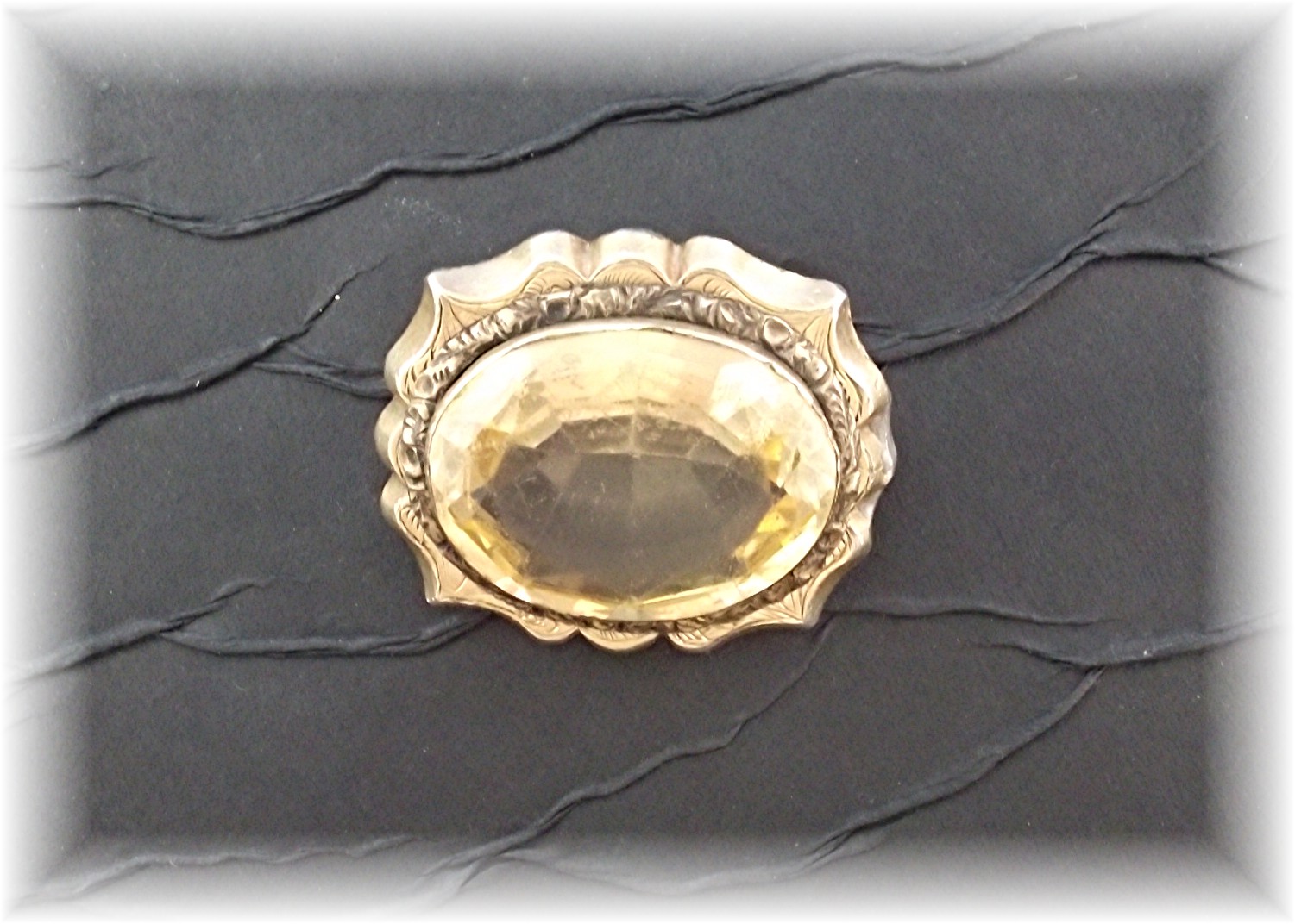 Brooch Pin Victorian Citrine Colored Stone C Clasp
