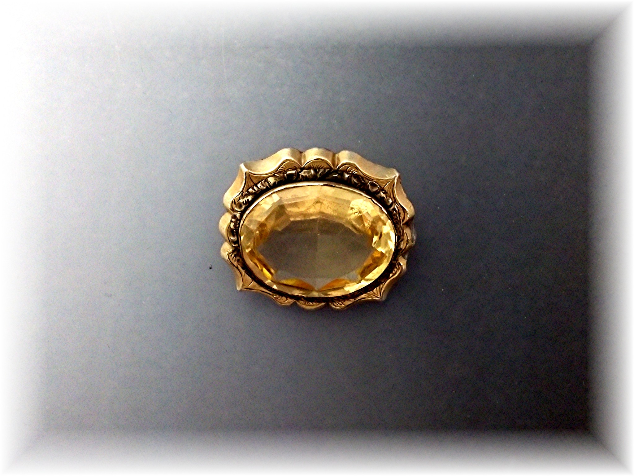 Brooch Pin Victorian Citrine Colored Stone C Clasp