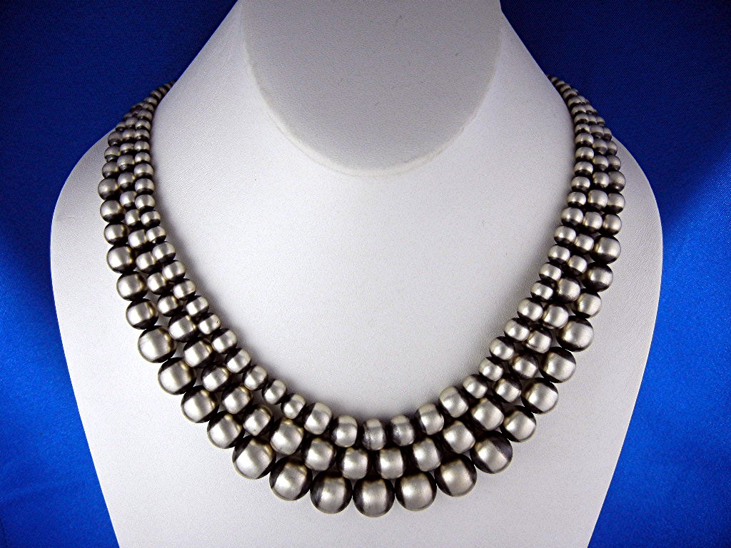 Navajo Pearls Silver Creations Sterling Silver 98 Grams