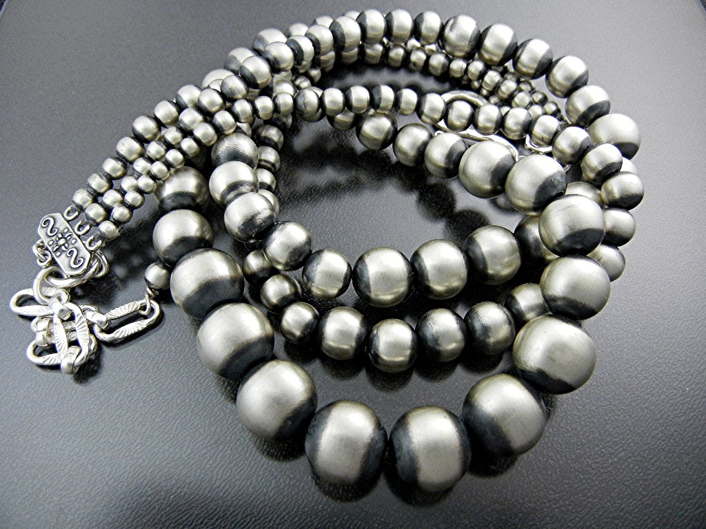 Navajo Pearls Silver Creations Sterling Silver 98 Grams