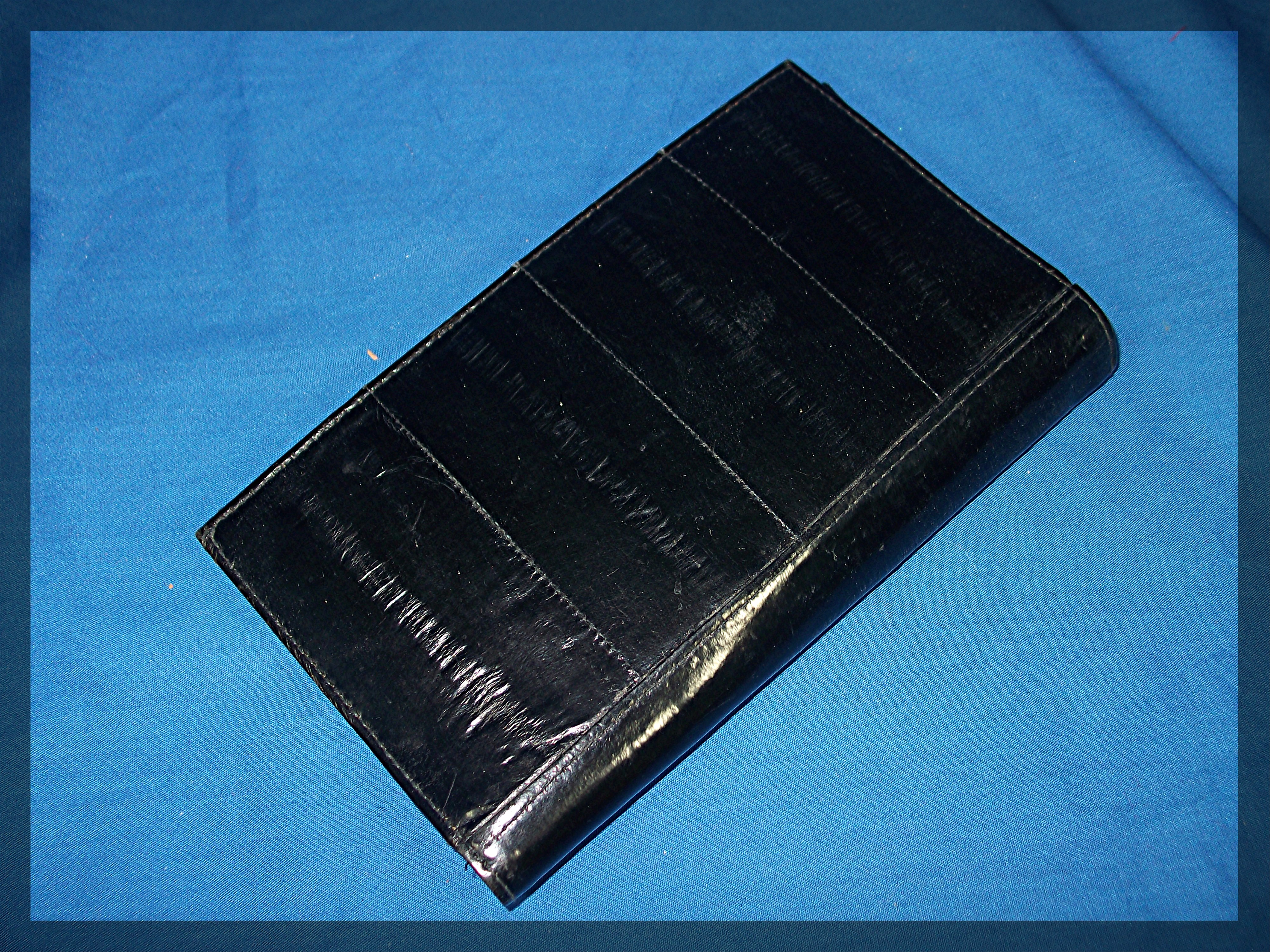 Black Eelskin Leather MUNDI Note book Holder