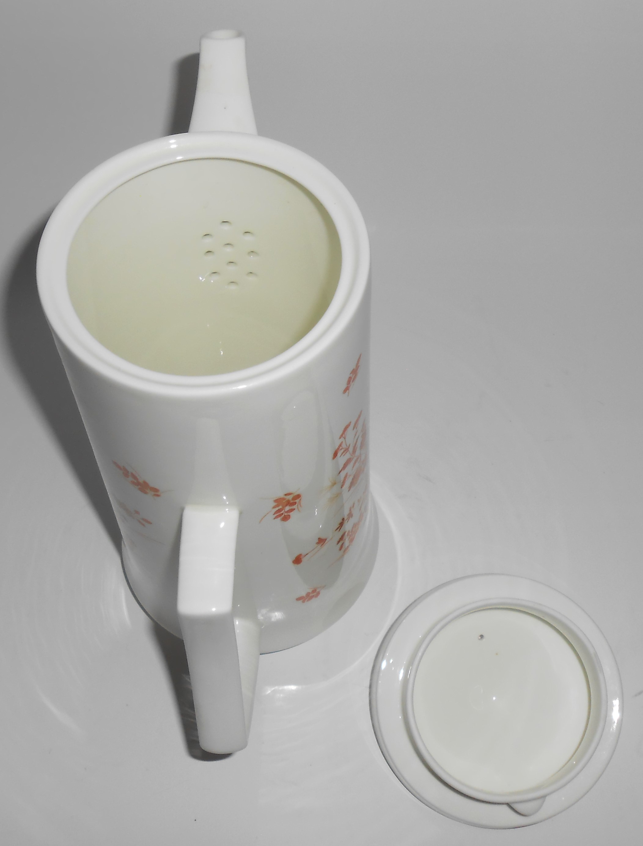 Mikasa Bone China Eastwind w/Gold Coffee Pot