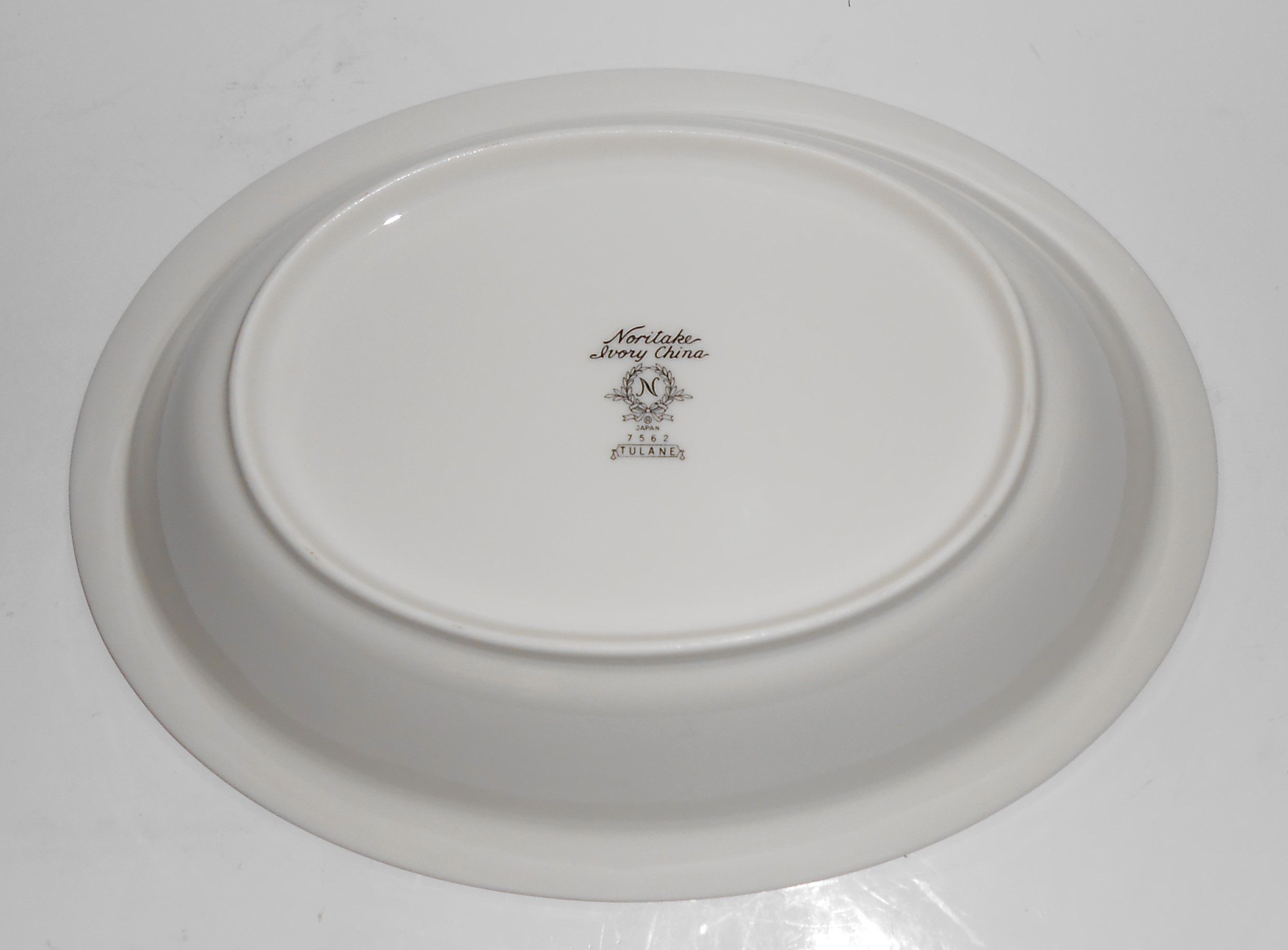 Noritake China Porcelain Tulane Vegetable Bowl w/Gold