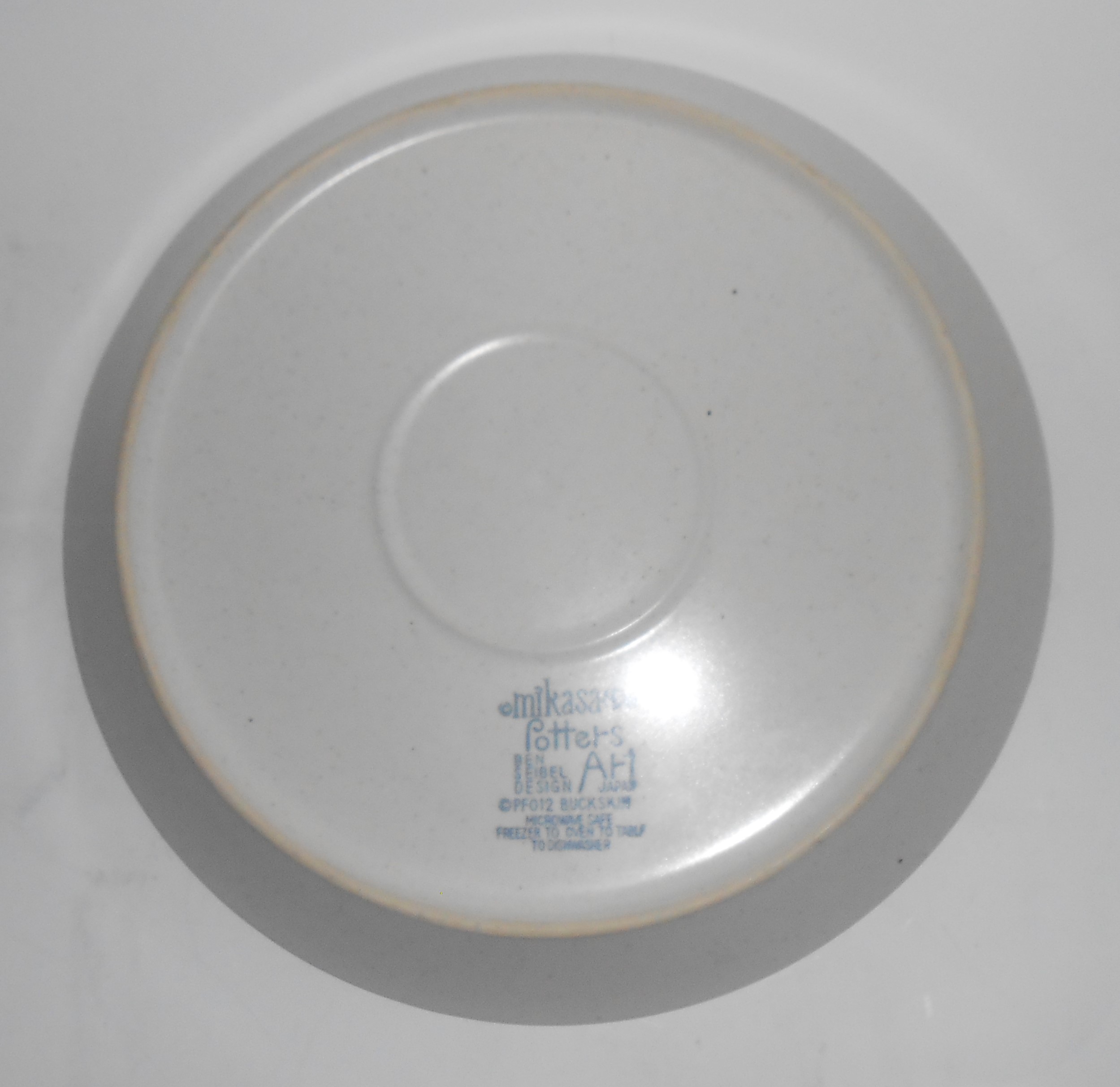 Mikasa China Pottery Potters Art Buckskin Dinner Plate