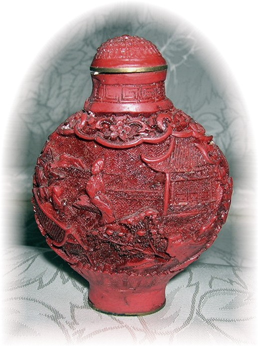 Cinnabar Chinese Snuff Bottle 70s