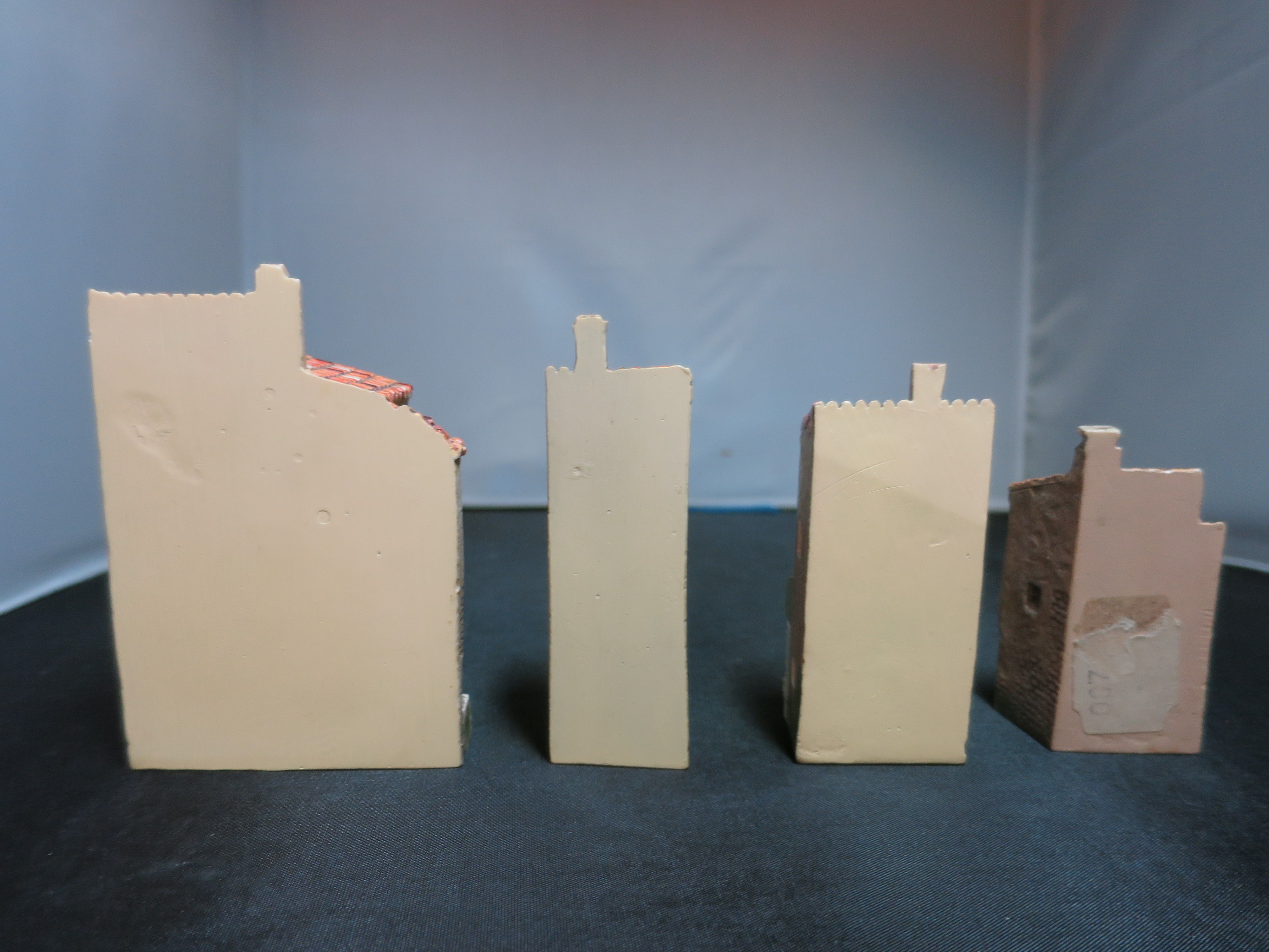 J. Carlton D Gault Paris Buildings Figurines set of 4