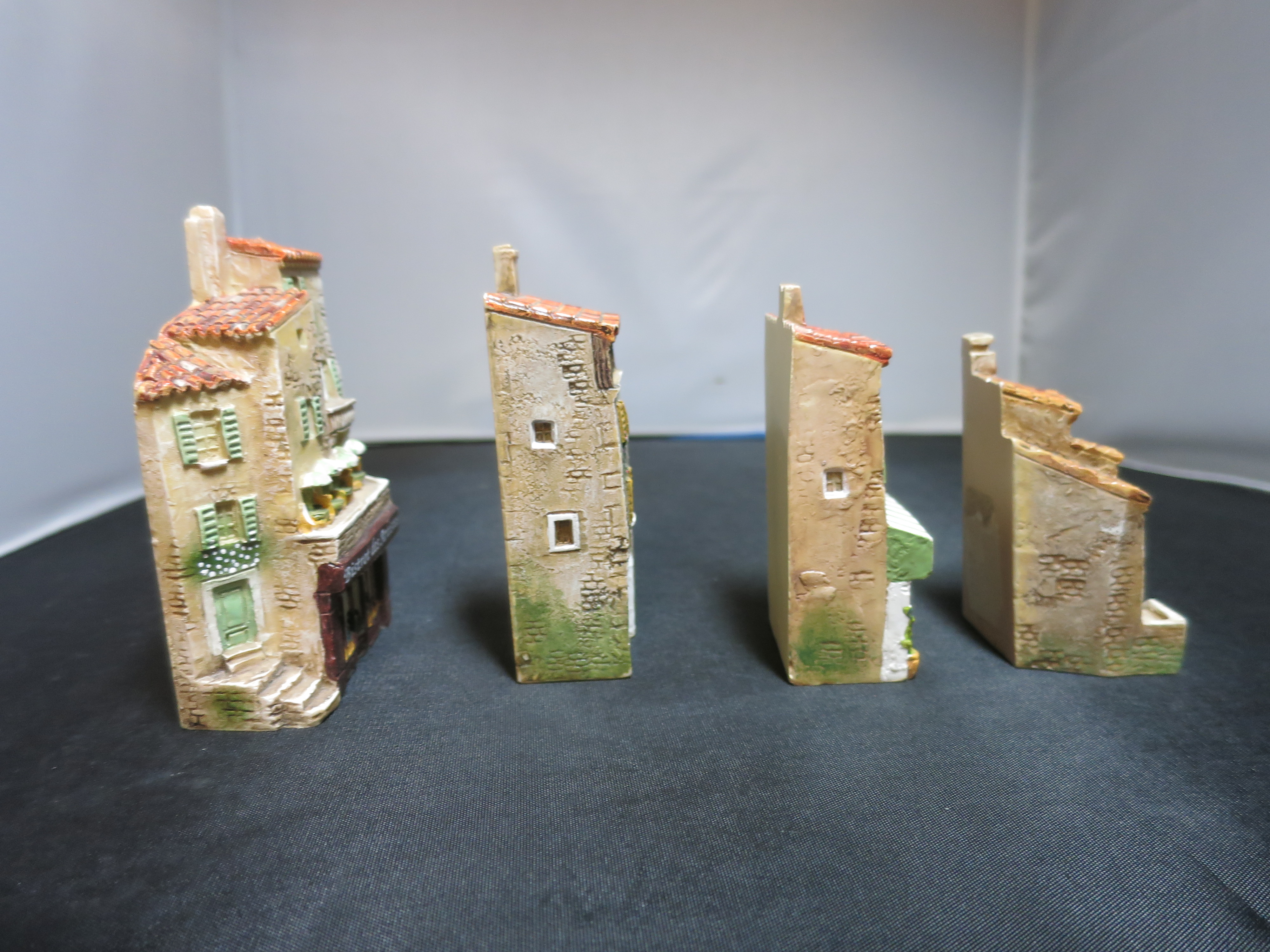 J. Carlton D Gault Paris Buildings Figurines set of 4