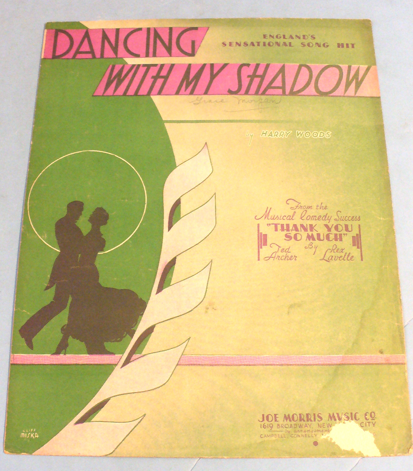 1934 Dancing With My Shadow by Harry Woods