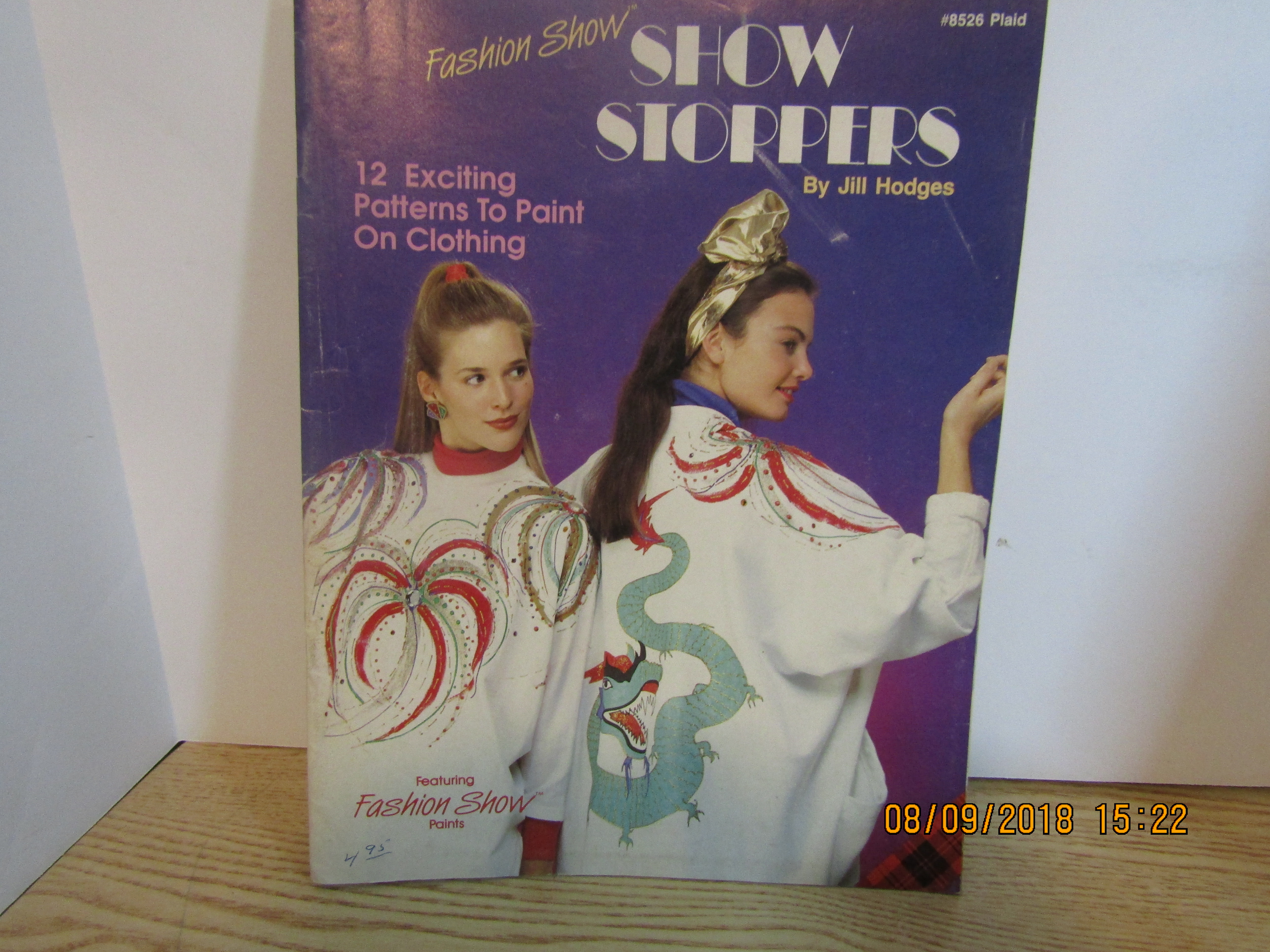 Plaid Craft Book Fashion Show Stoppers  #8526