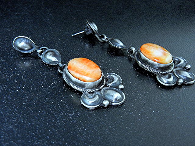 Navajo Sterling Silver Spiny Oyster Post Earrings