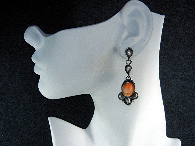 Navajo Sterling Silver Spiny Oyster Post Earrings