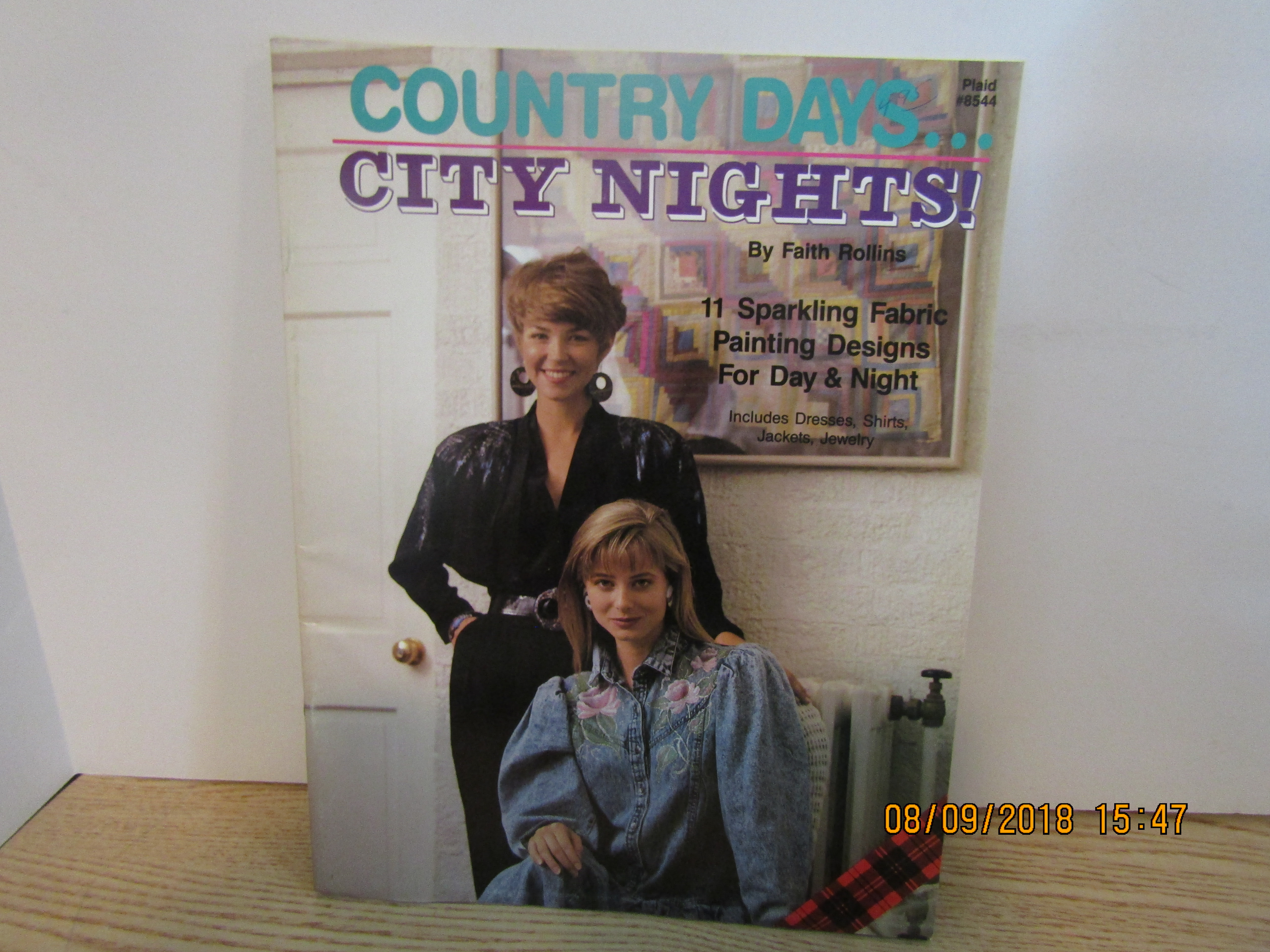 Plaid Craft Book Country Days-City Nights #8544