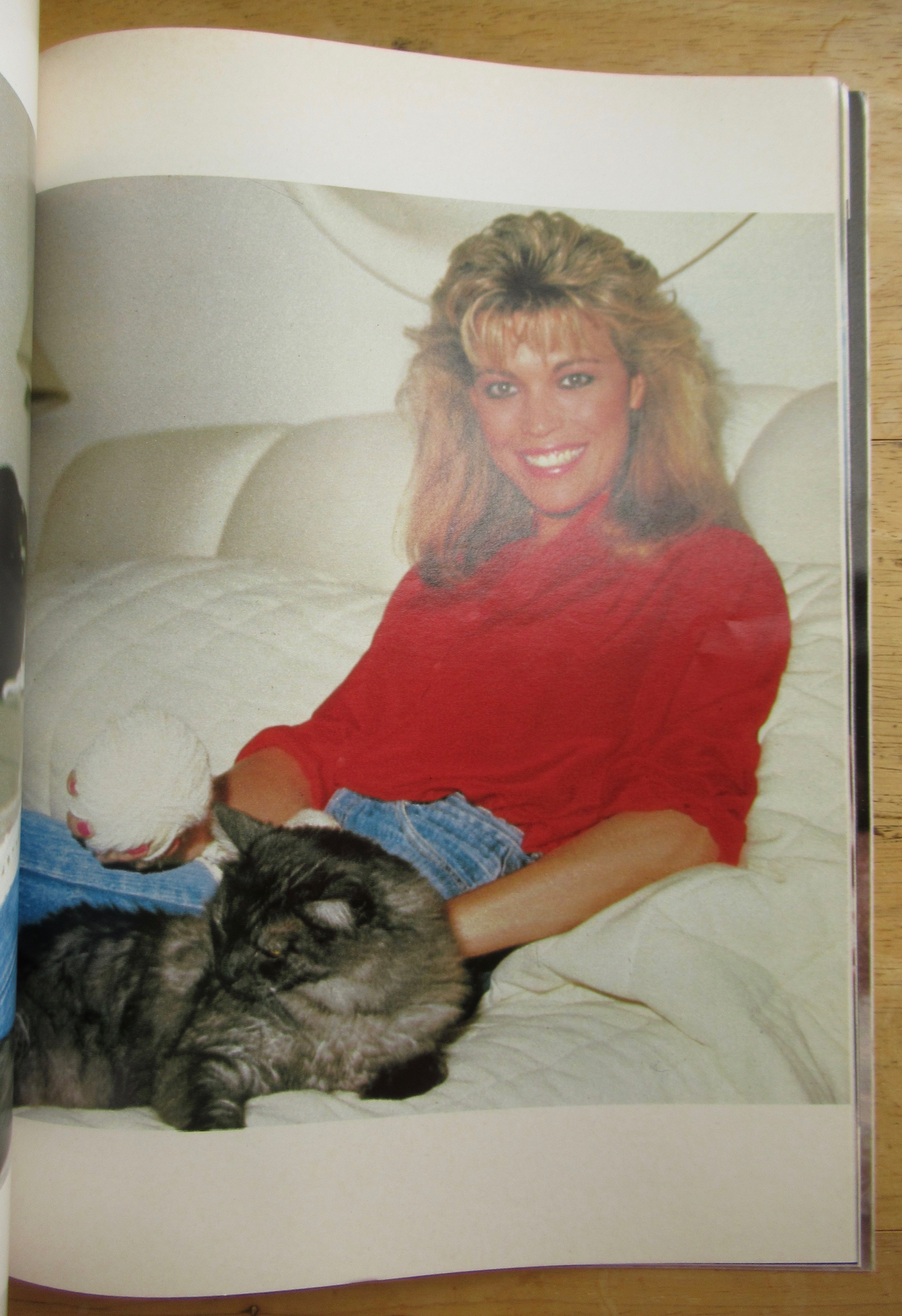 Playboy Magazine-October 1987-Vanna White