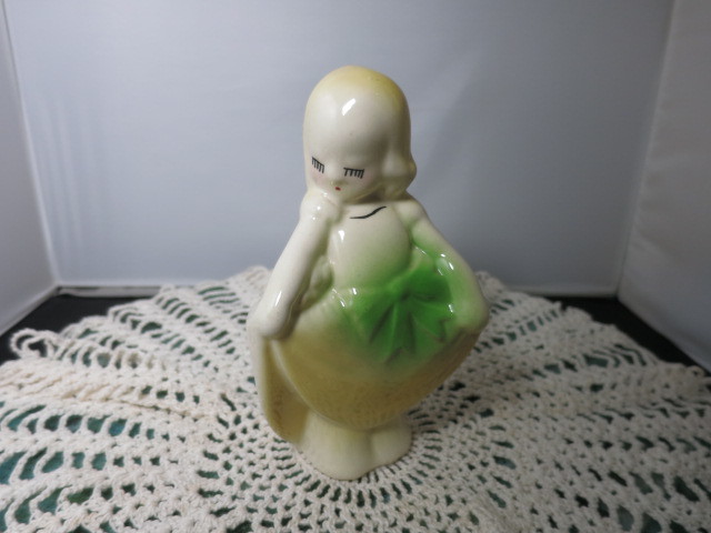 Curtsy Girl Figurine Planter Vase DeLee Art California Pottery