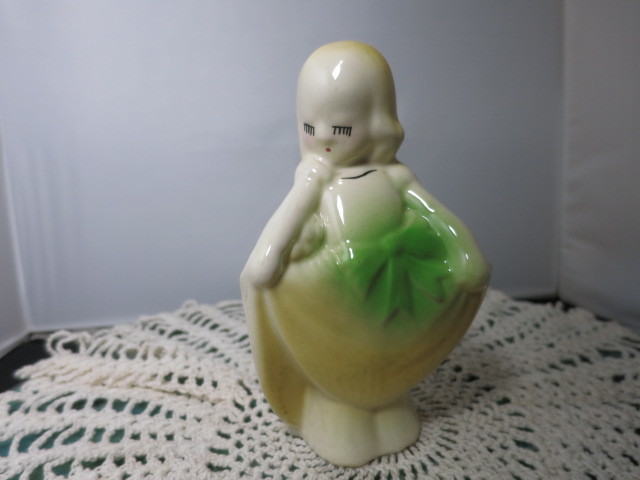 Curtsy Girl Figurine Planter Vase DeLee Art California Pottery