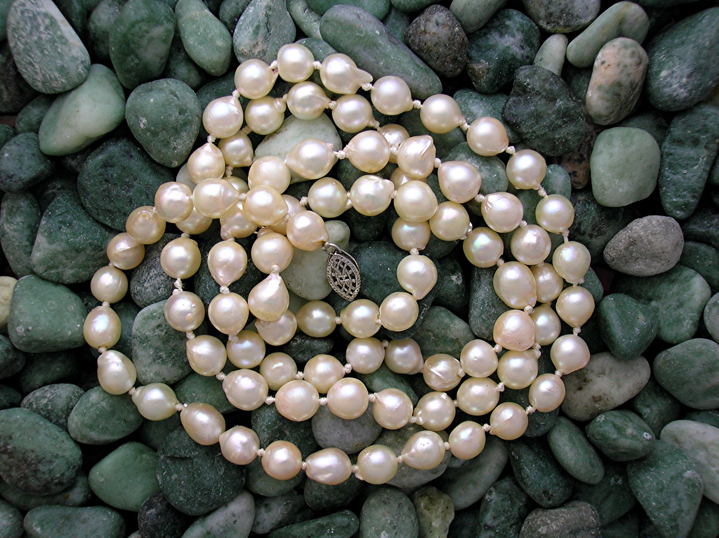 Freshwater Baroque Pearl 30 Inch Necklace 7mm