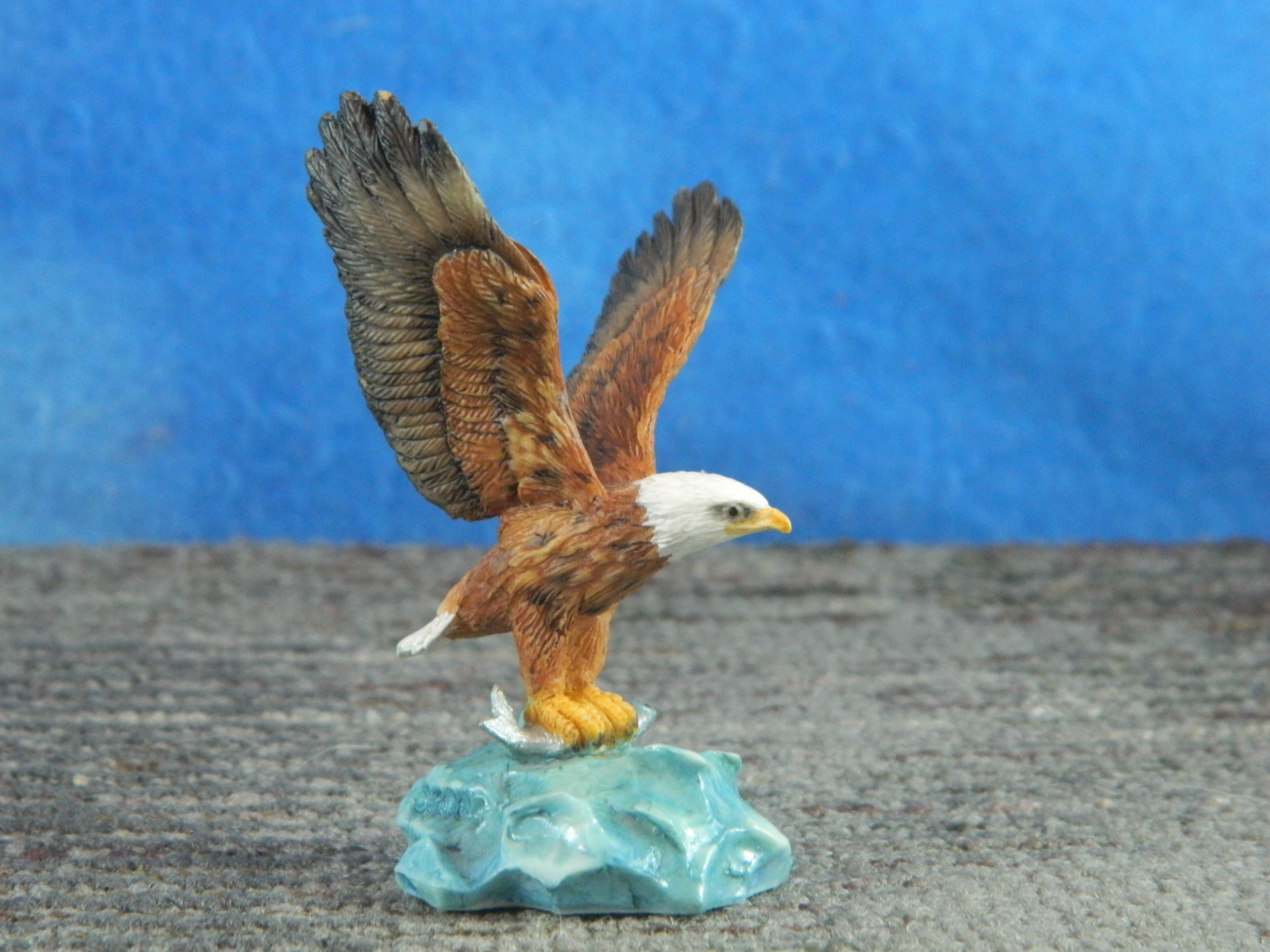 Enesco Miniature Eagle catching a fish