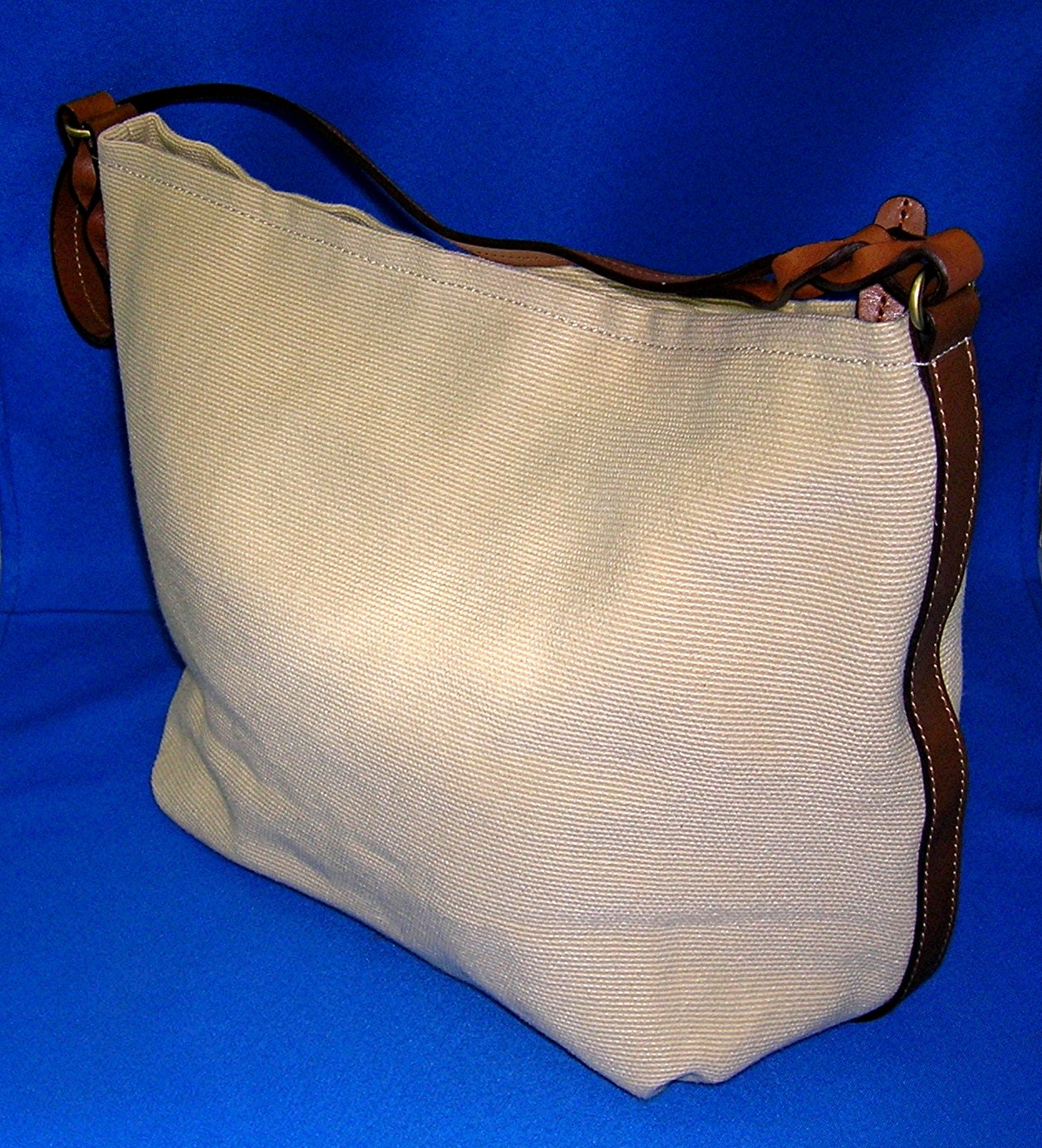 Fossil Cream Fabric  and brown Leather Trim Purse