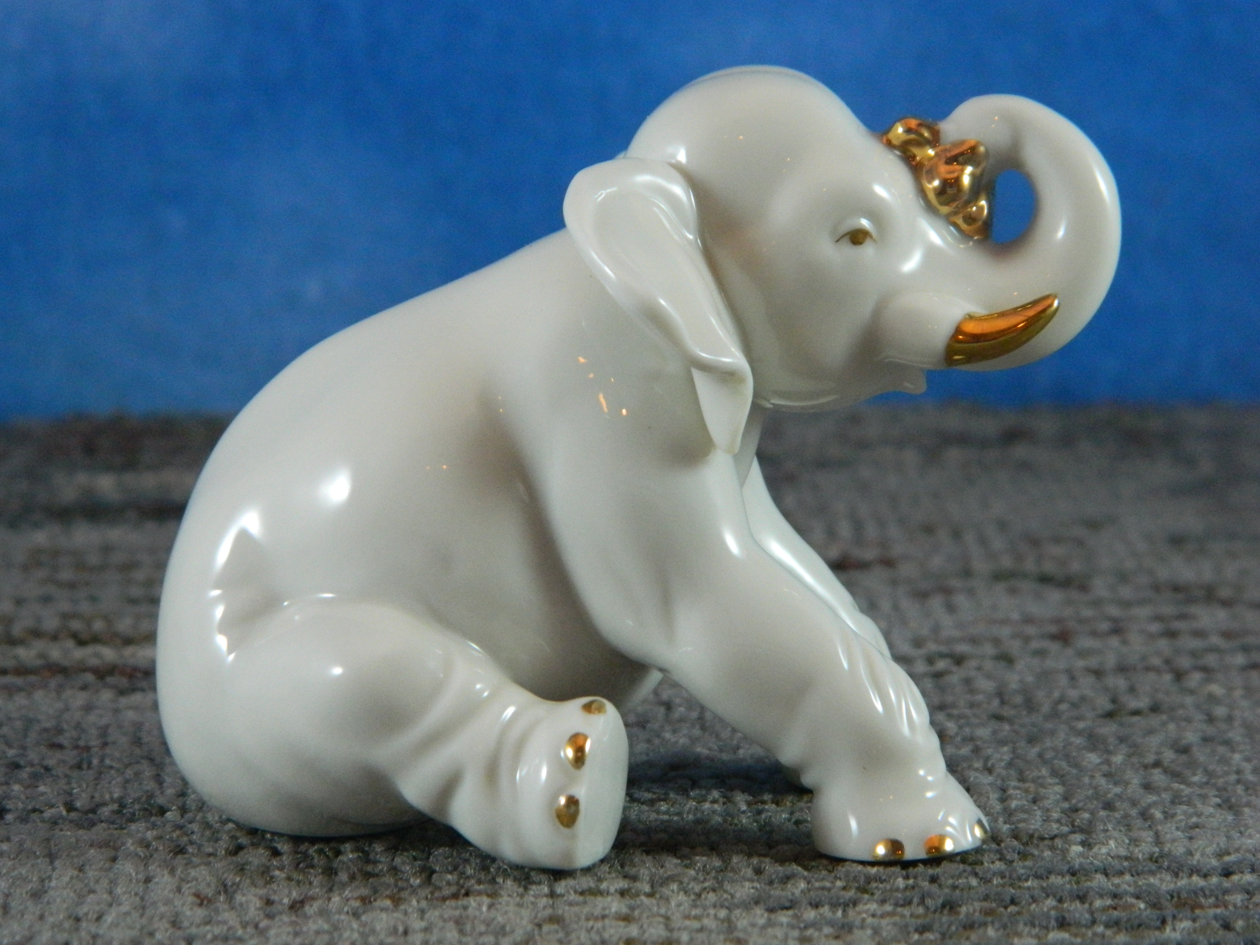 Princeton Gallery Porcelain Sitting White Elephant