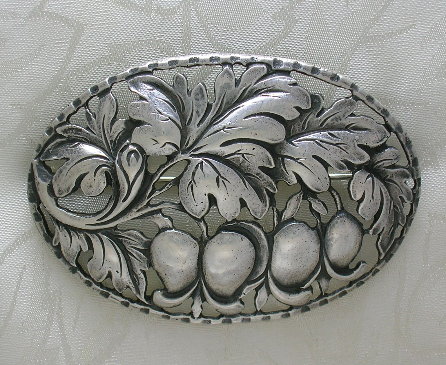 Cini Gugliemo Sterling Silver flowers and Leaves Brooch