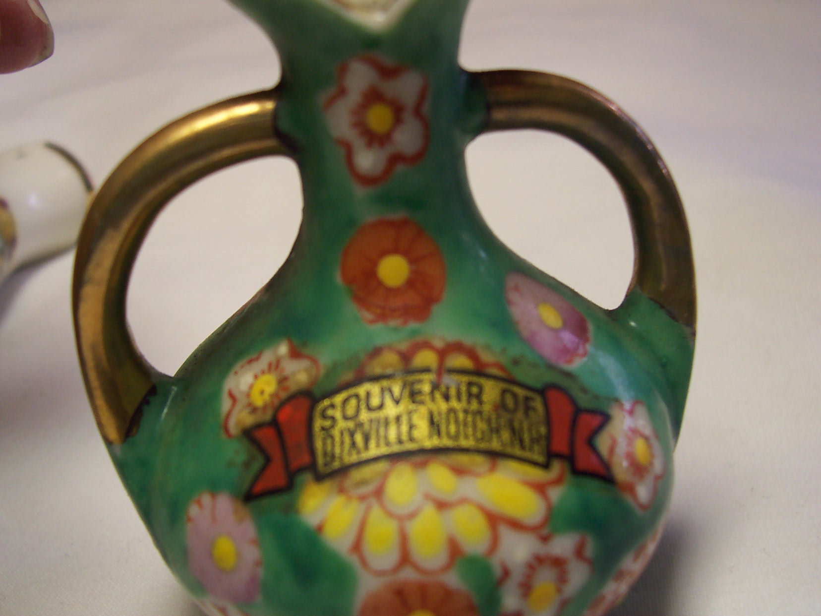 Souvenir Toothpick Holder VT NH and Kansas