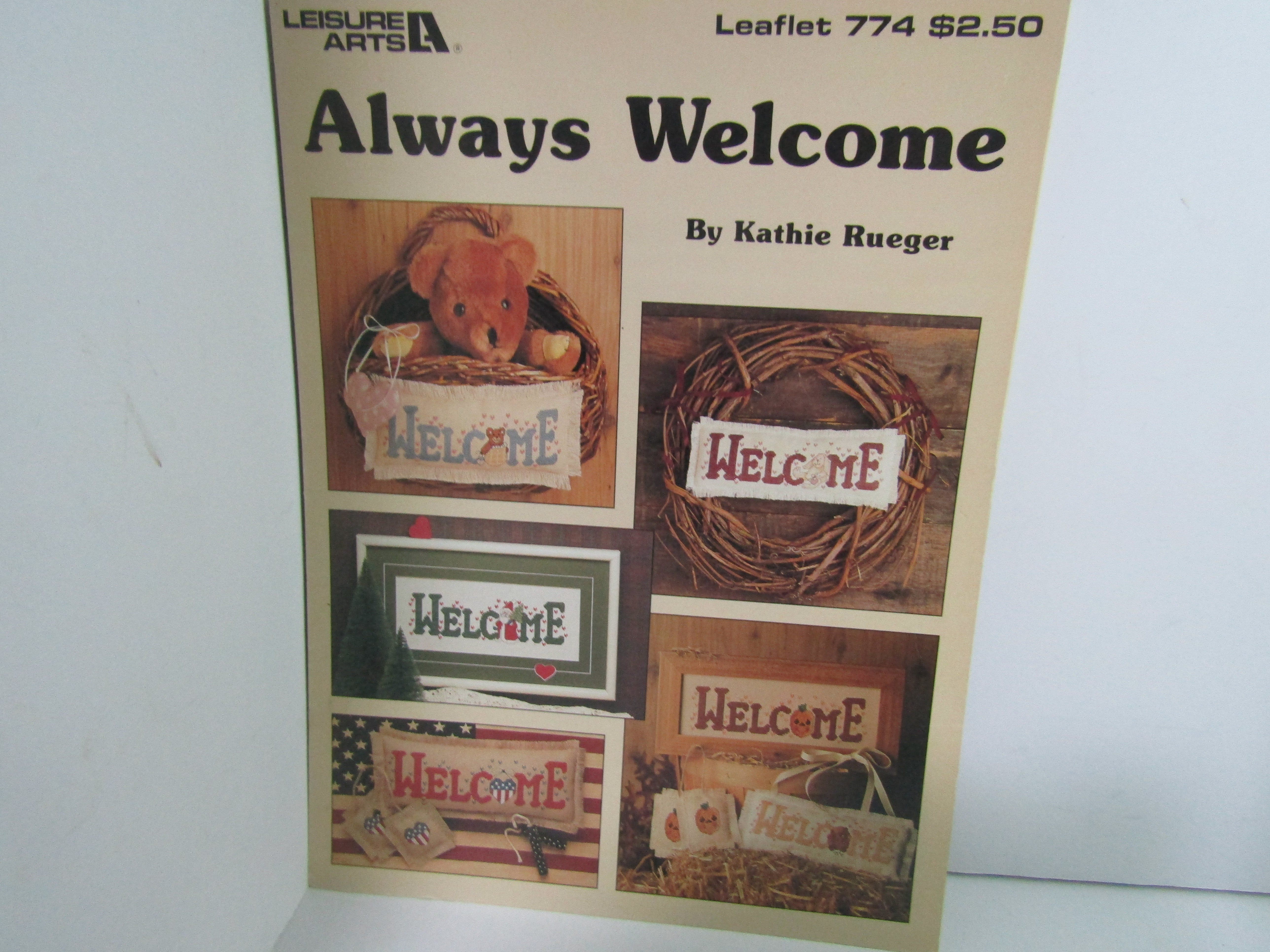 Leisure Arts Always Welcome #774