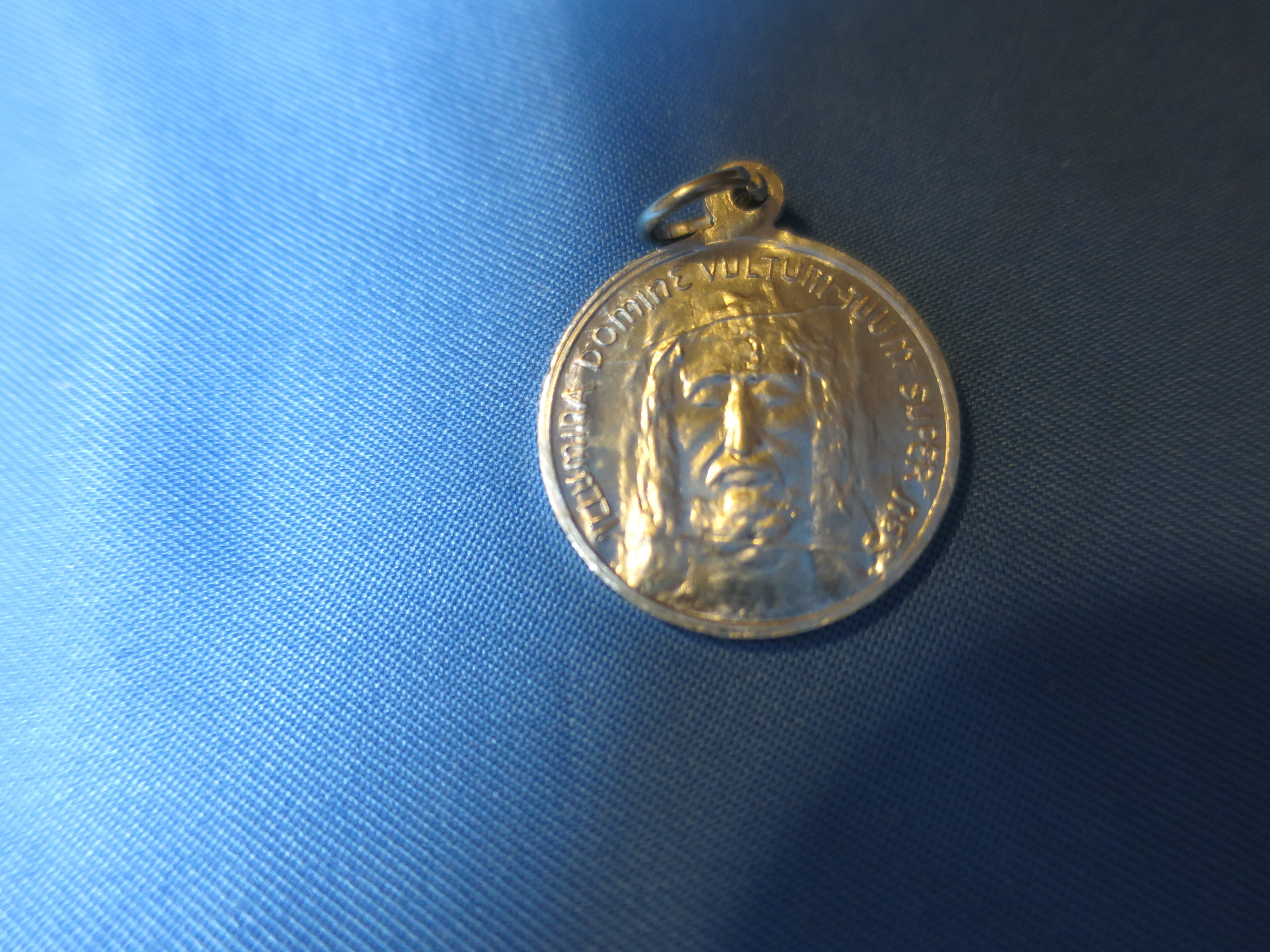 Vintage Medal Holy Face of Jesus in Latin Illumina domino Vultum