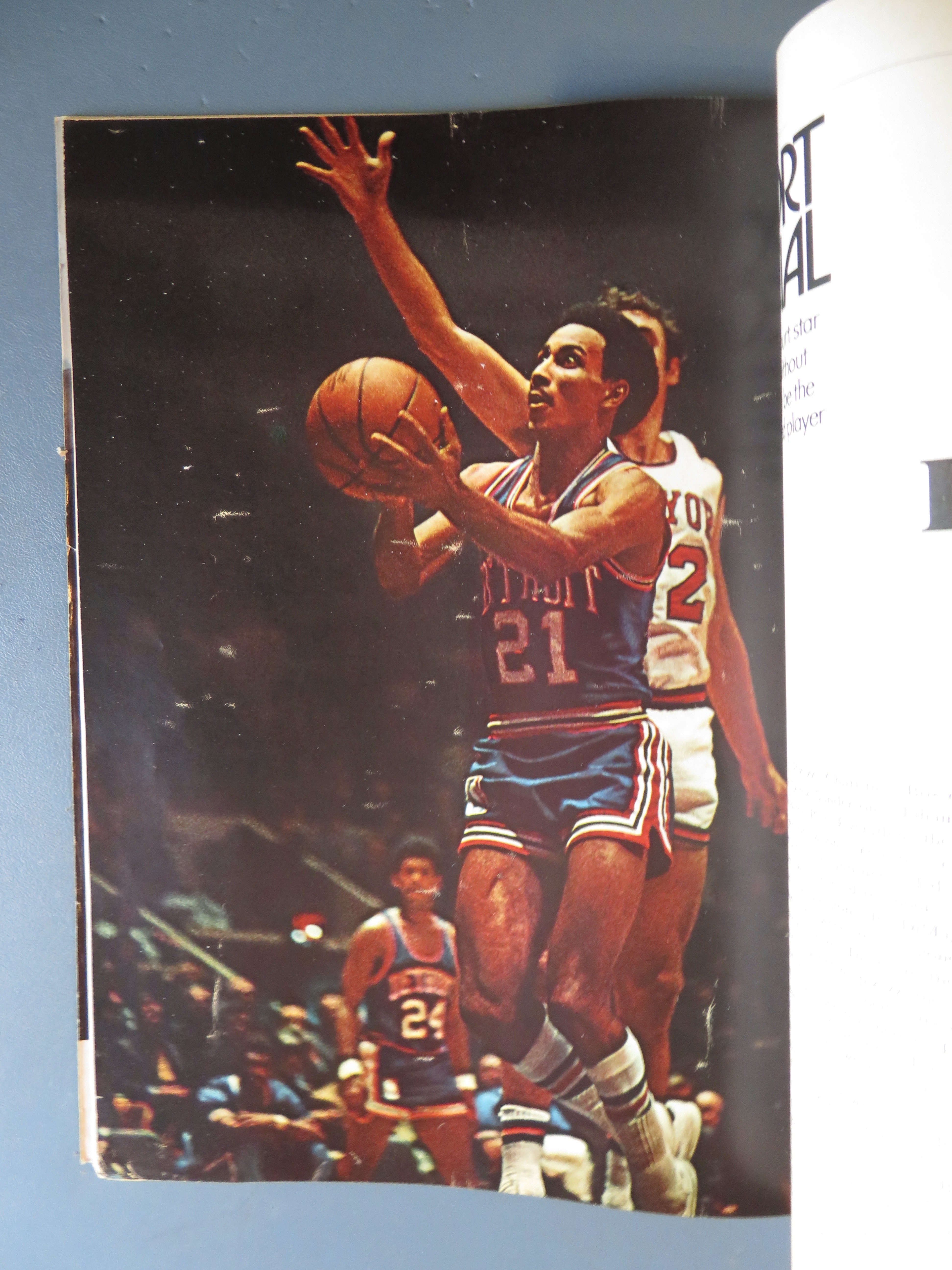 Sport Magazine February 1971 Bobby Orr & Dave Bing