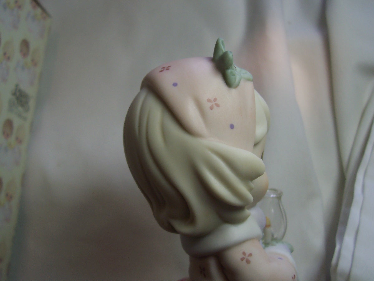 Precious Moments MIB, Enesco, Retired