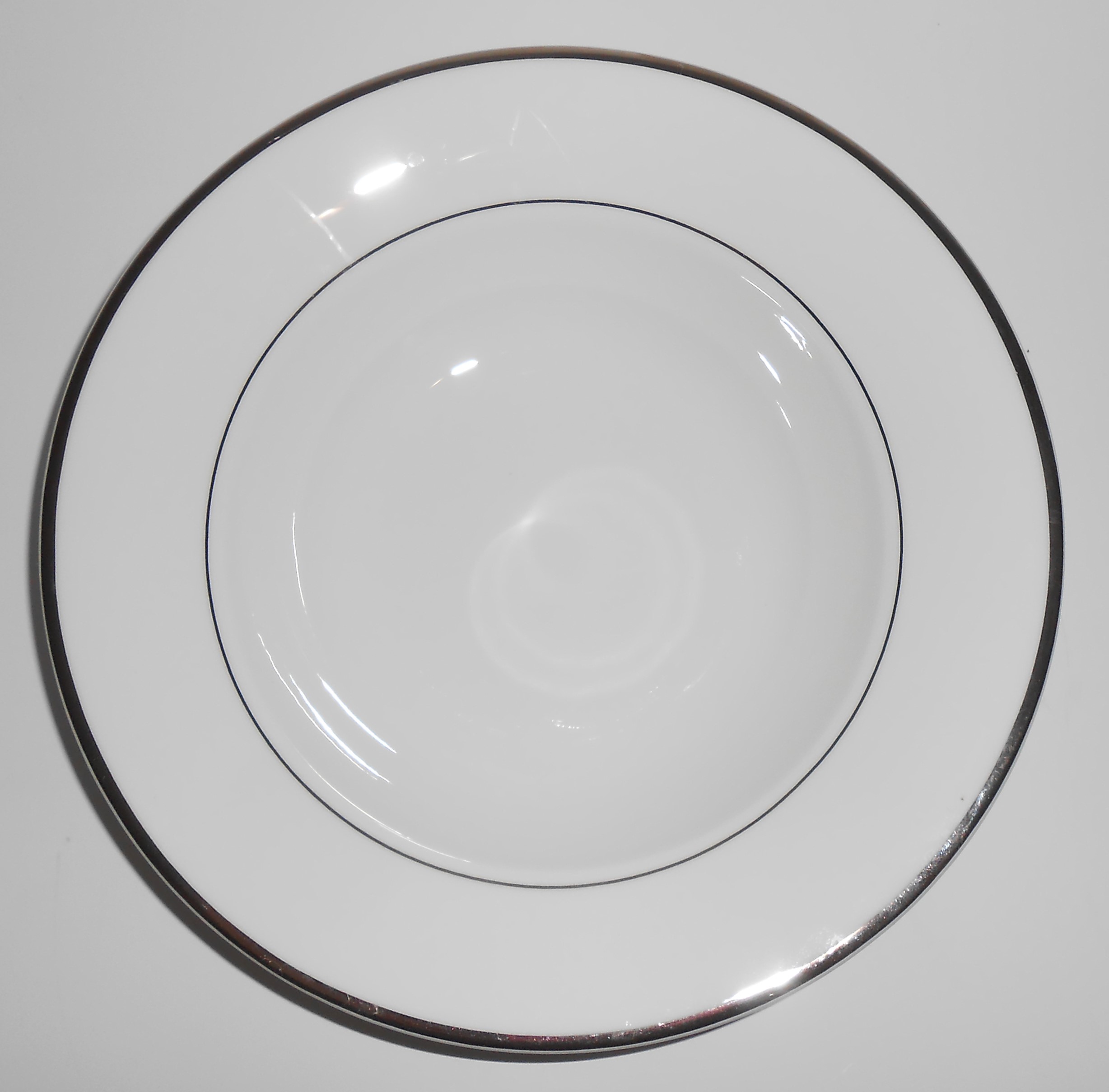 Mikasa Fine China Porcelain Cameo Platinum Soup Bowl