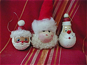 Three Wise Santas
