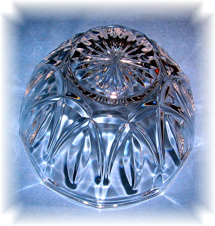 Crystal Bowl Starburst Pattern On Bottom
