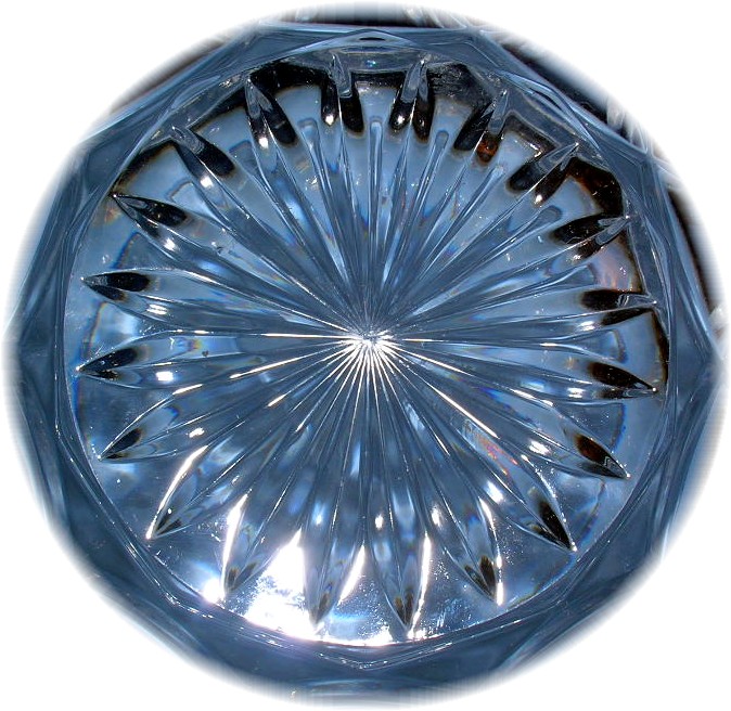 Crystal Bowl Starburst Pattern On Bottom