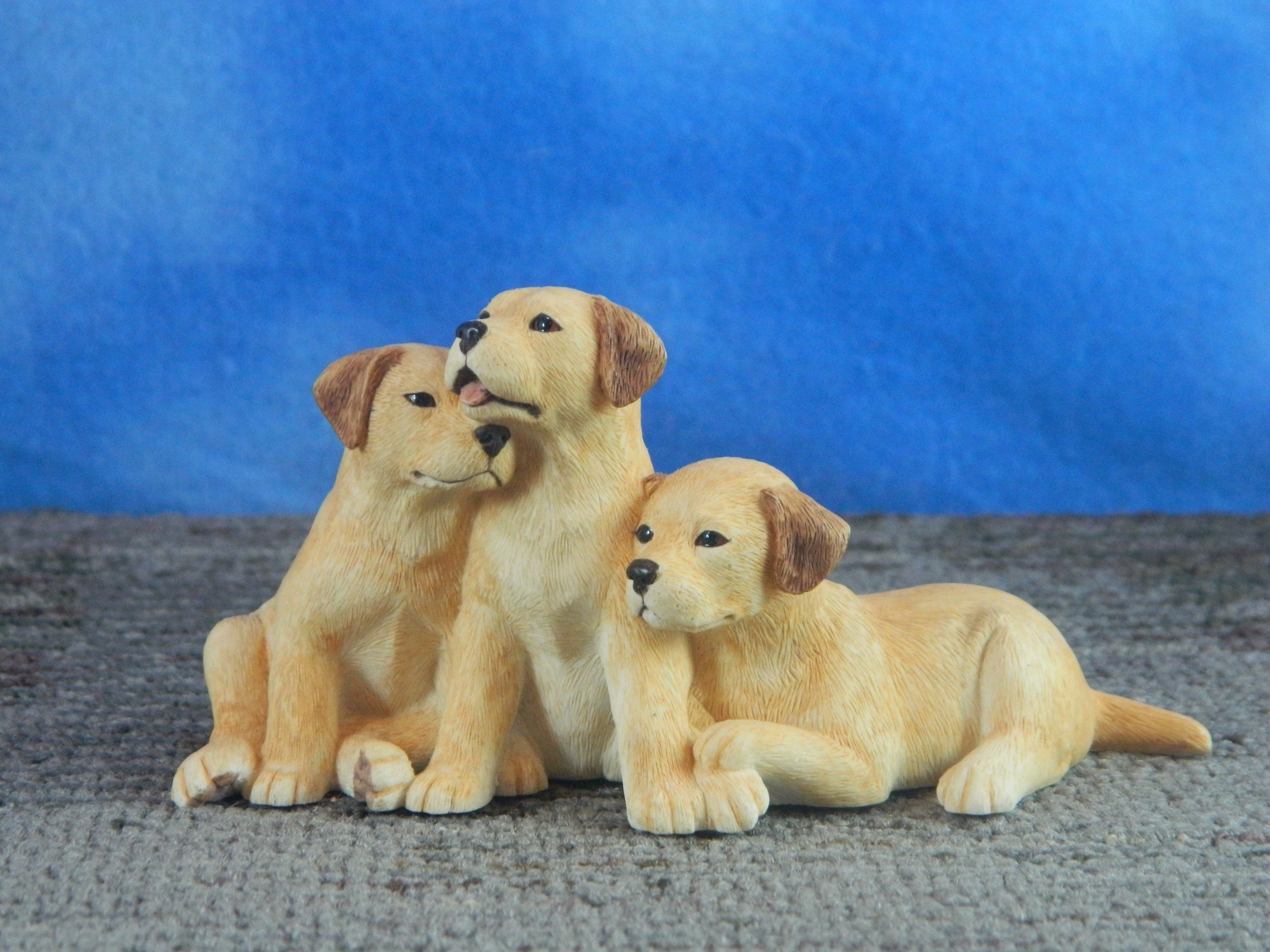 Border Fine Arts Yellow Labrador Puppies
