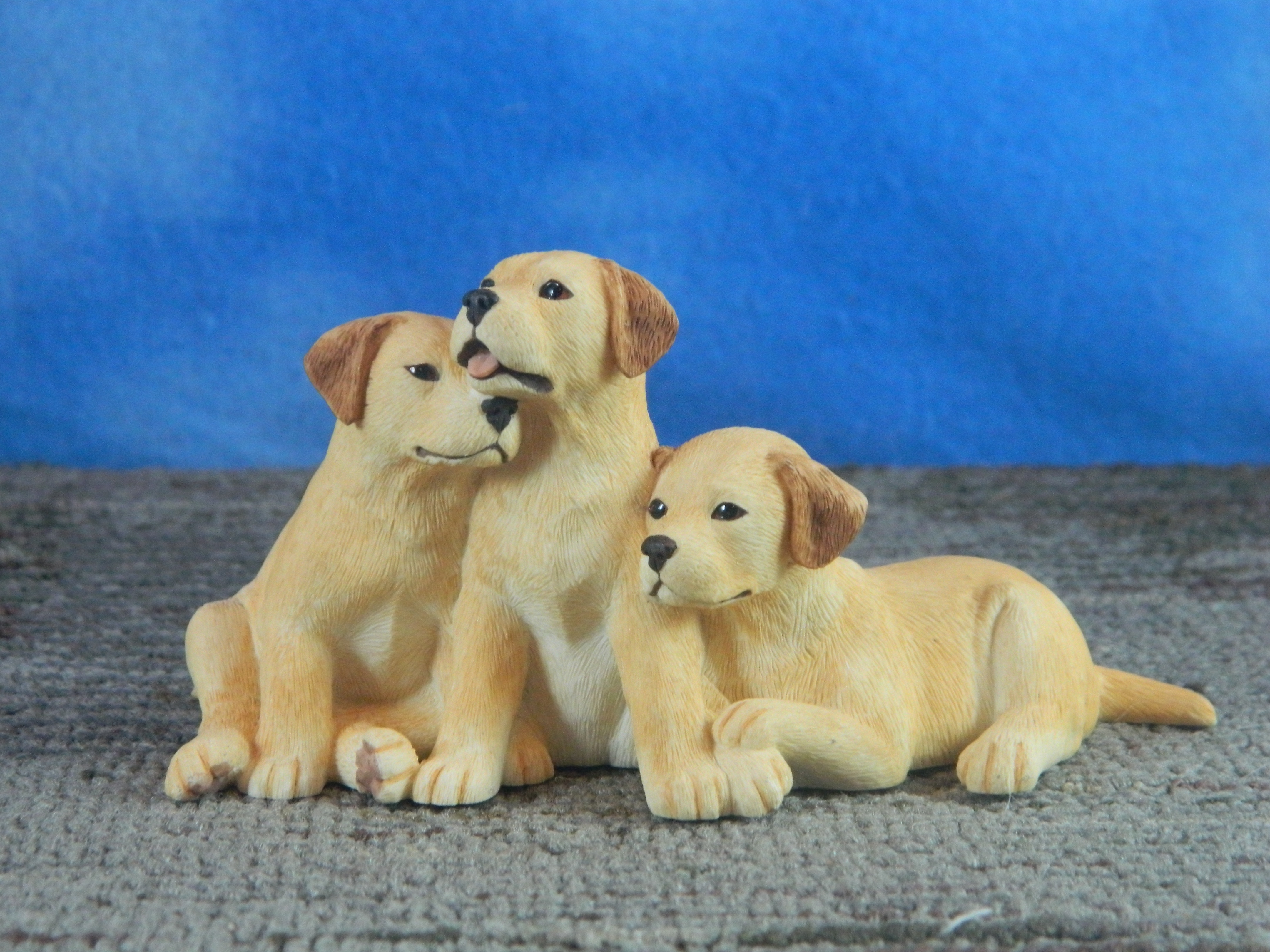Border Fine Arts Yellow Labrador Puppies
