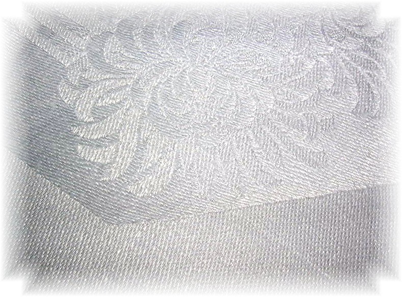 Fine Linen Damask Chrysanthemum Napkins