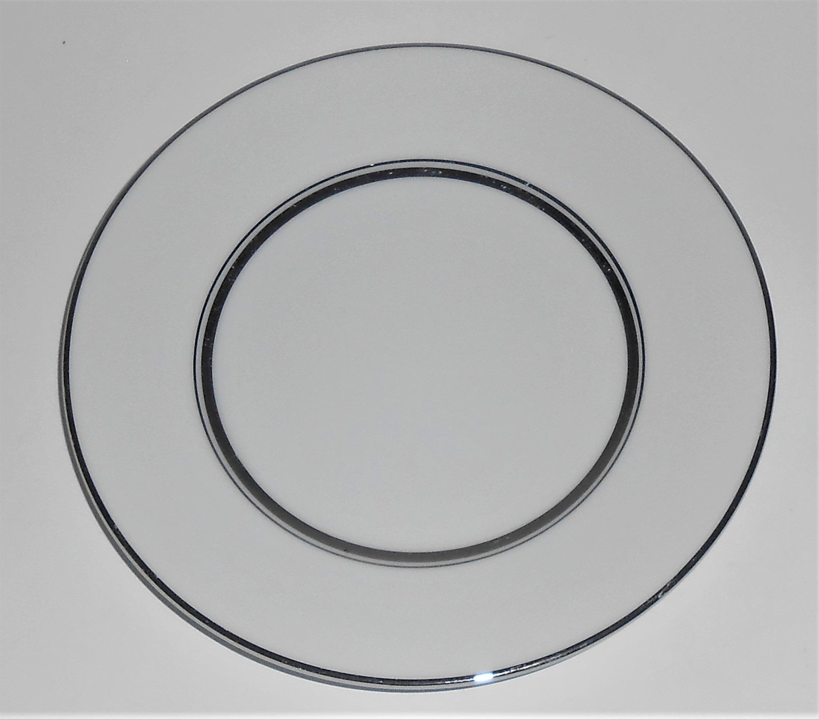 Noritake Porcelain China 6527 Galaxy Platinum Bread Pl