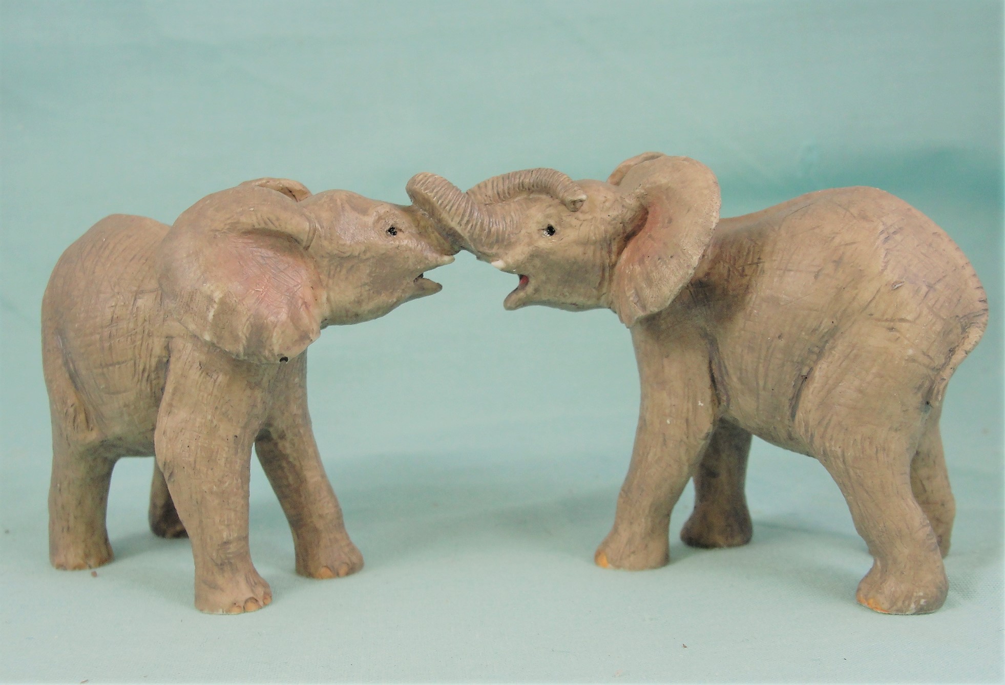 Country Artists Sherratt & Simpson Playing Elephant Cal