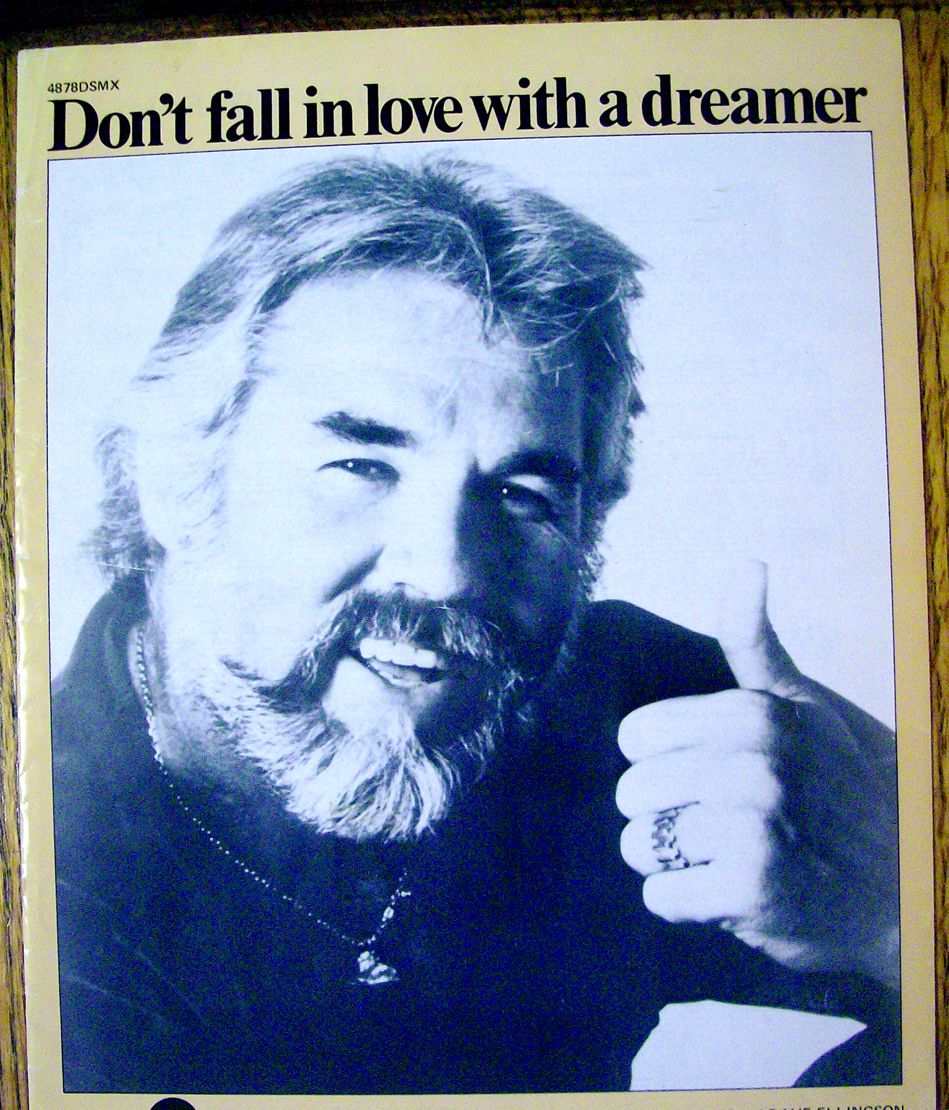 1980 Dont Fall In Love WIth A Dreamer (Kenny Rogers)