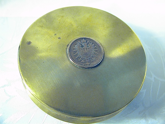 Compact MAX FACTOR Hi Five