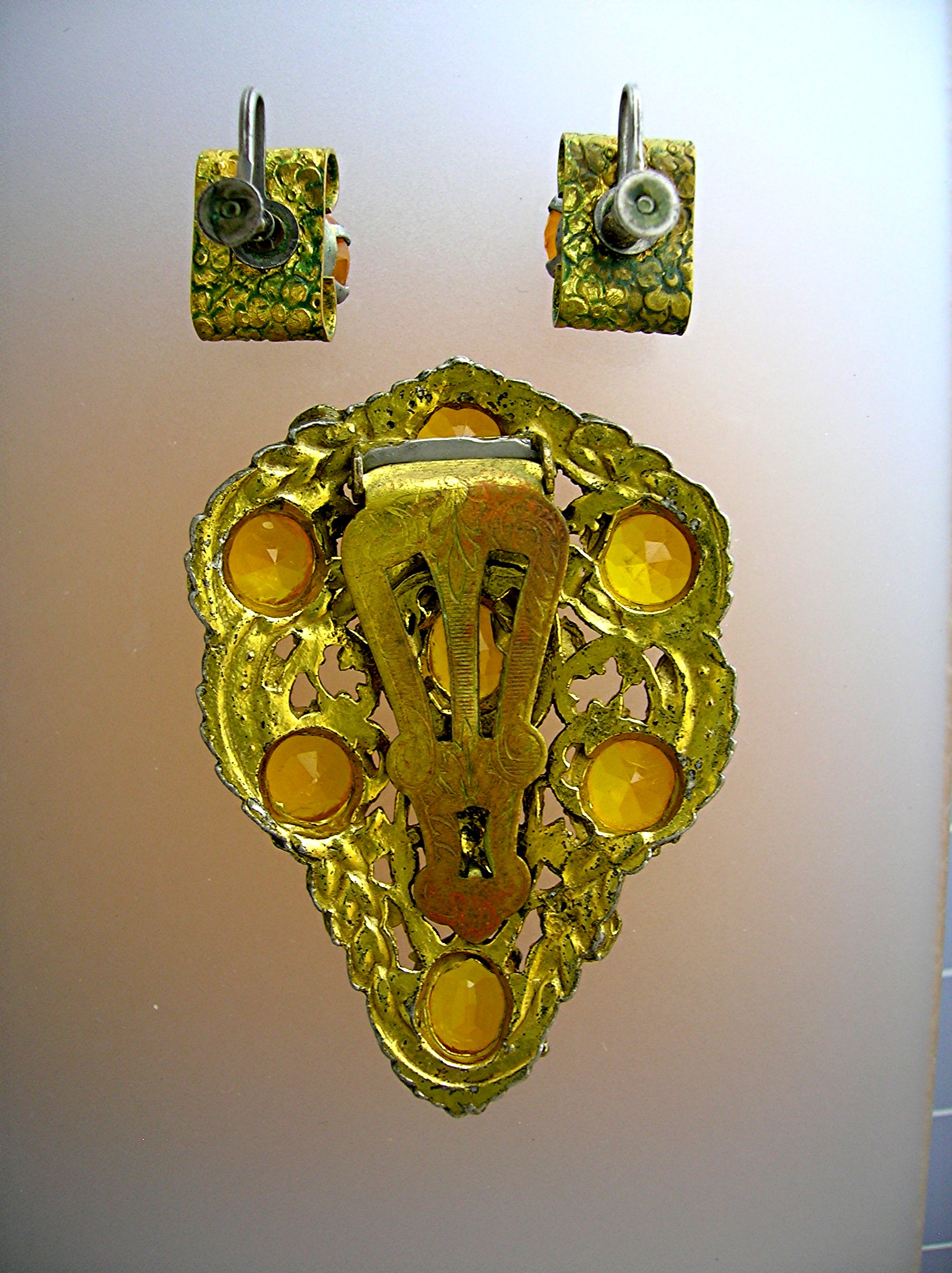 Dress Clip Golden Amber Glass  with Earrings