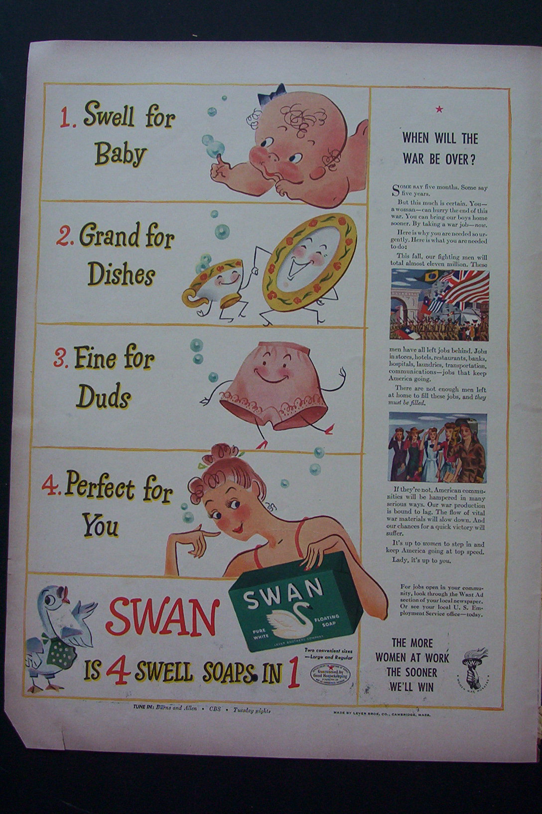 1943 Swan Floating Soap with 4 Swell Soaps In One